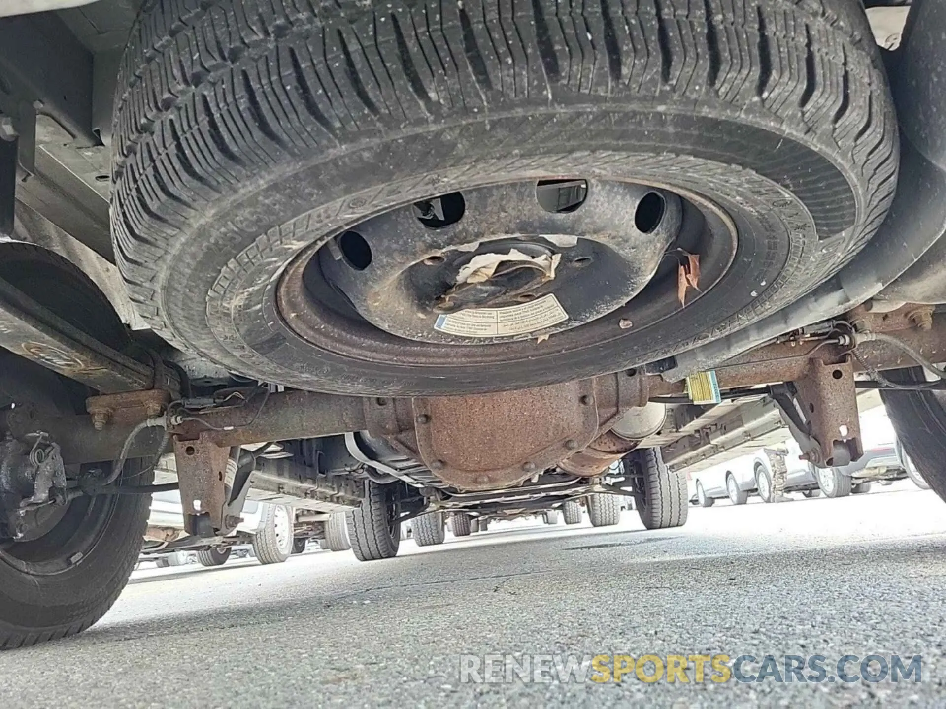 52 Photograph of a damaged car 1FTYR1YM2KKB51144 FORD TRANSIT 2019