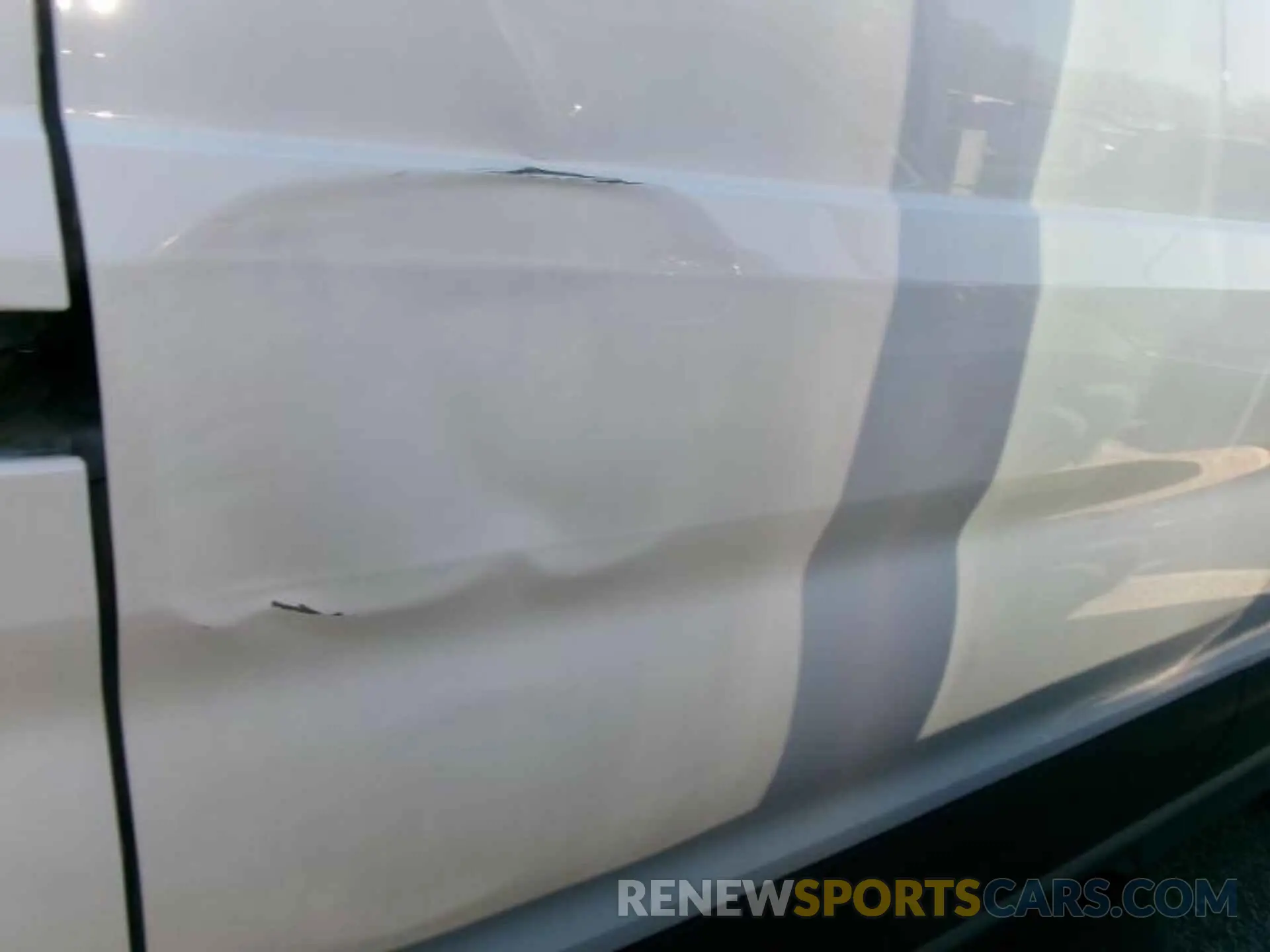 17 Photograph of a damaged car 1FTYR1YM4KKB18081 FORD TRANSIT 2019