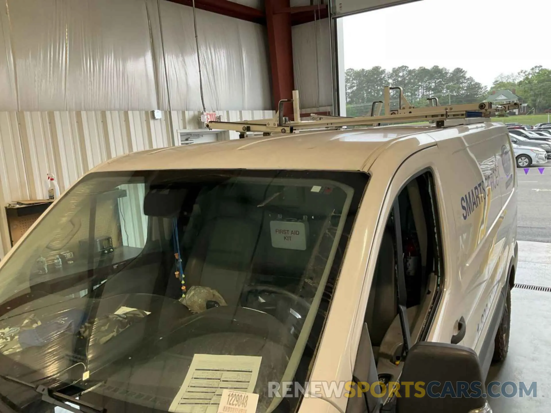 20 Photograph of a damaged car 1FTYR1YM6KKA21495 FORD TRANSIT 2019
