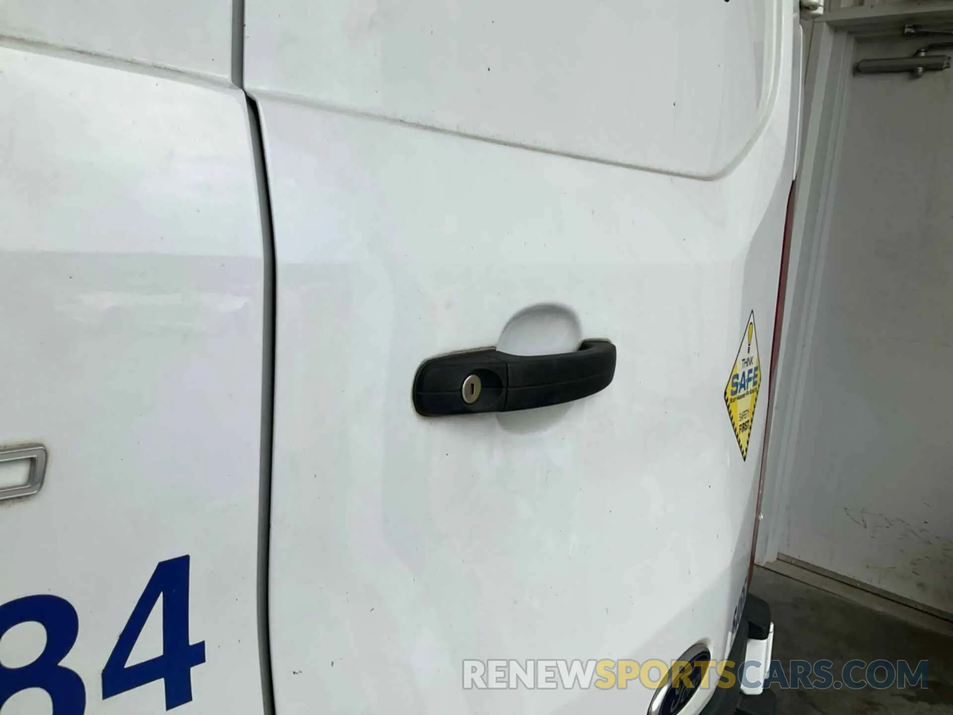 5 Photograph of a damaged car 1FTYR1YM6KKA21495 FORD TRANSIT 2019
