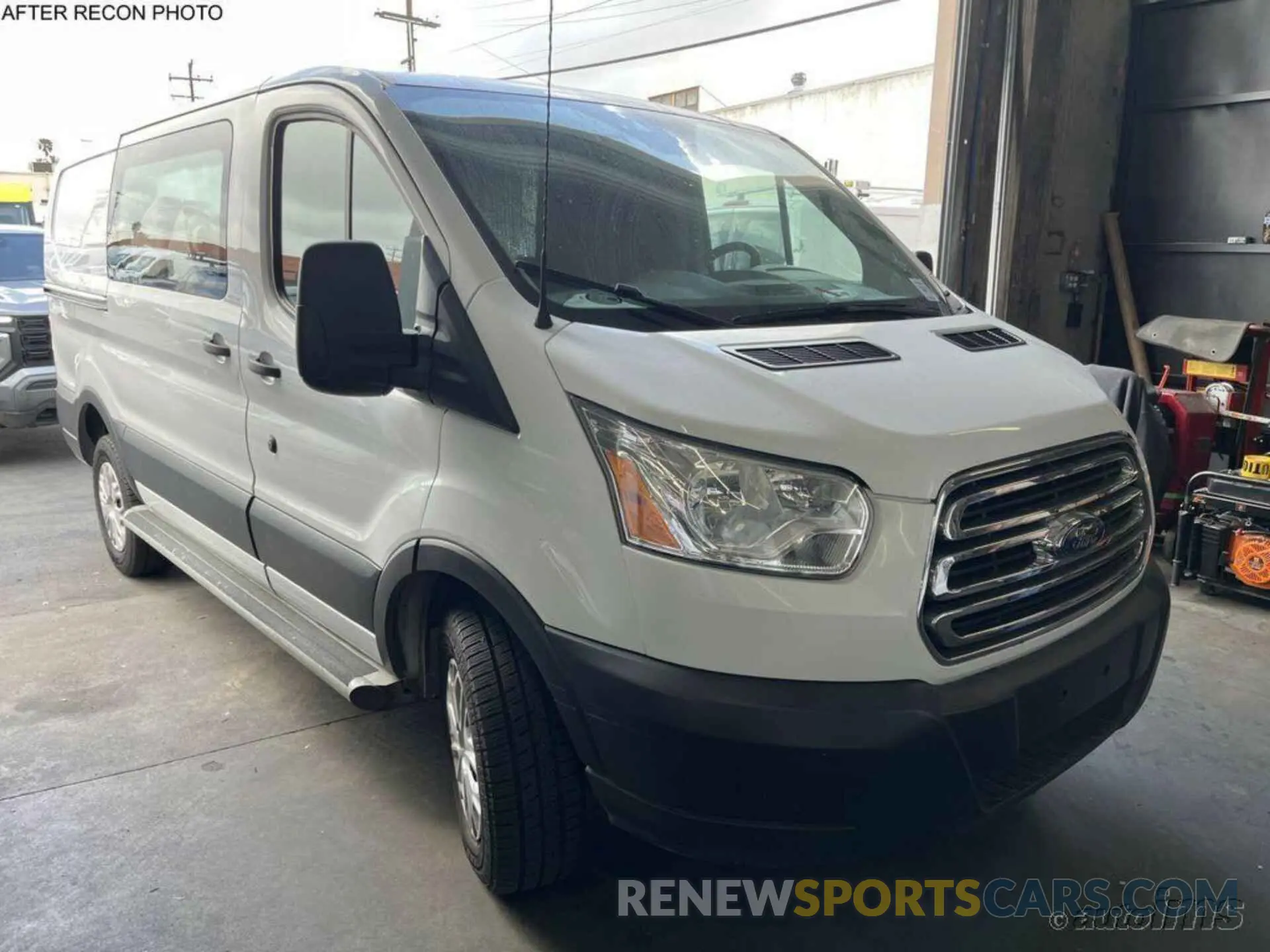 13 Photograph of a damaged car 1FTYR1YM8KKB34445 FORD TRANSIT 2019