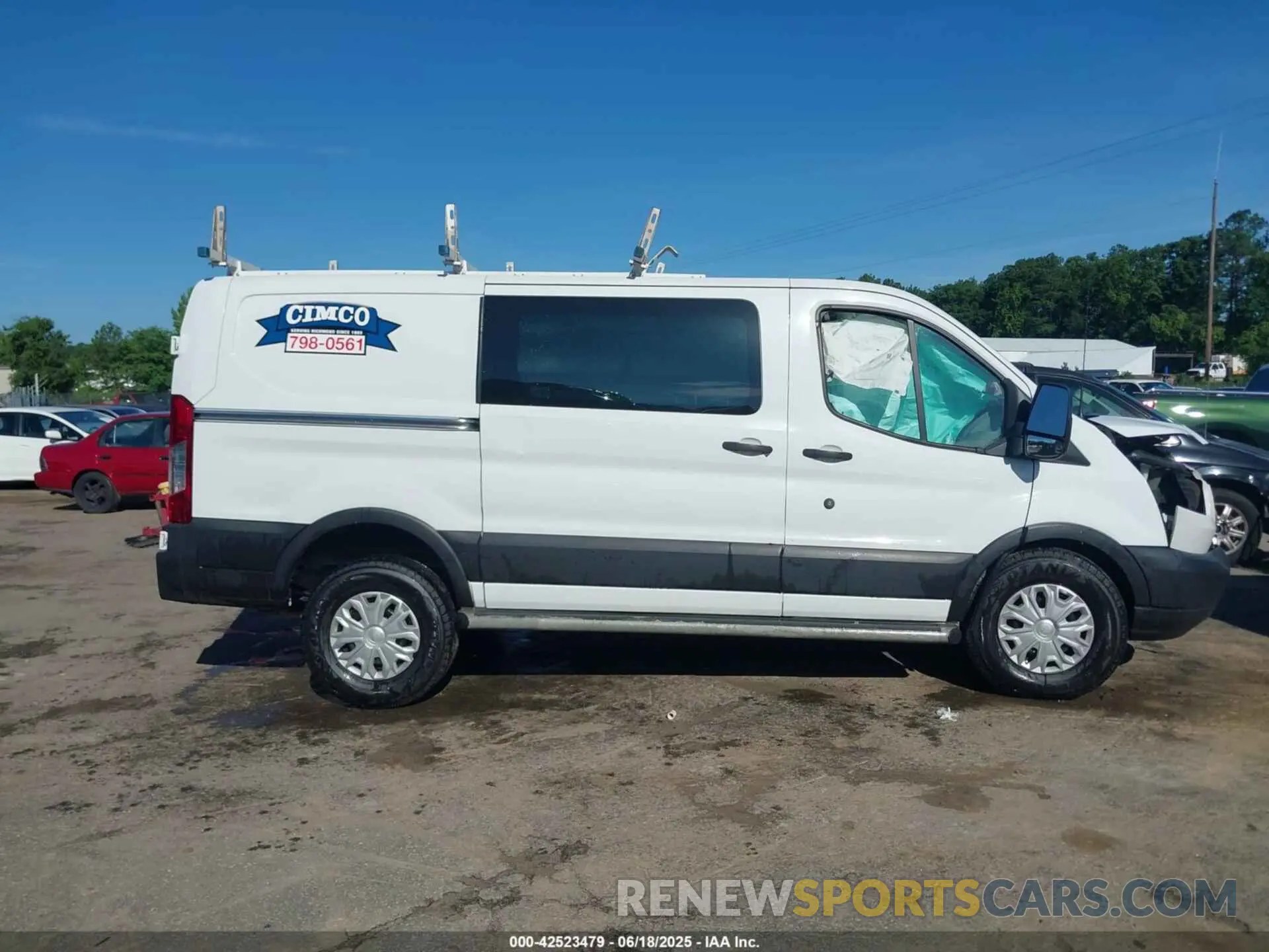 13 Photograph of a damaged car 1FTYR1YMXKKA86852 FORD TRANSIT 2019