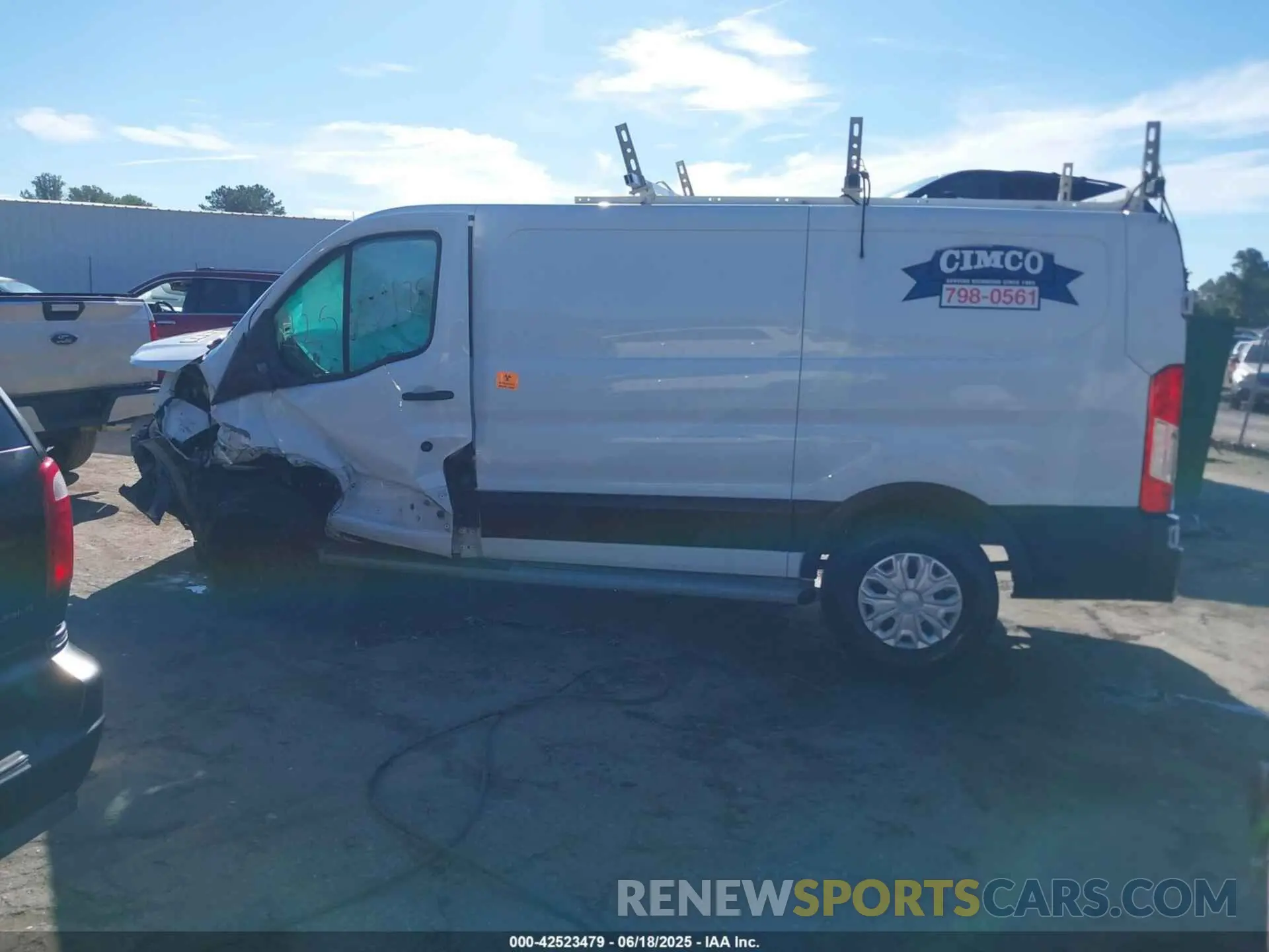 14 Photograph of a damaged car 1FTYR1YMXKKA86852 FORD TRANSIT 2019