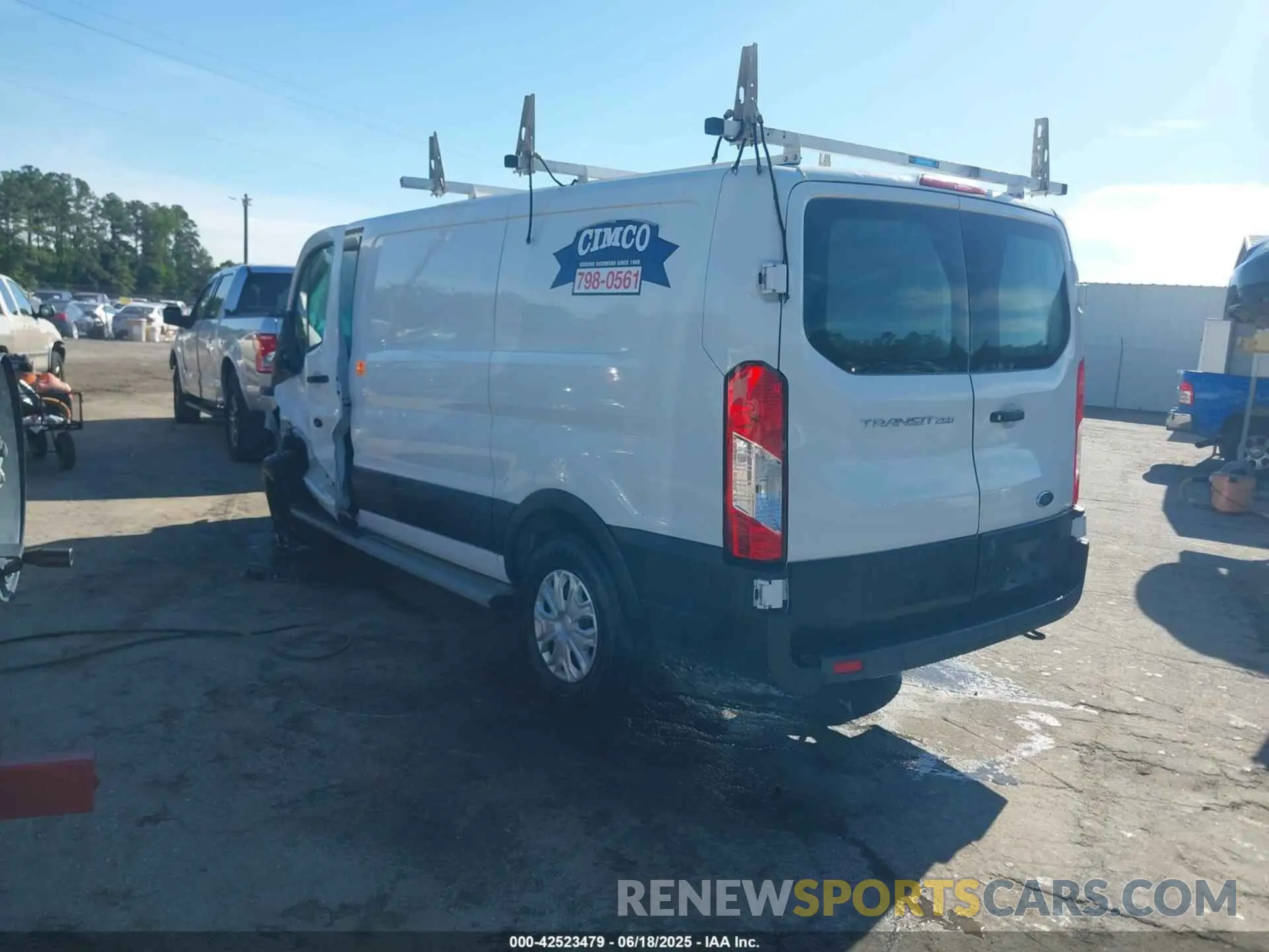 3 Photograph of a damaged car 1FTYR1YMXKKA86852 FORD TRANSIT 2019