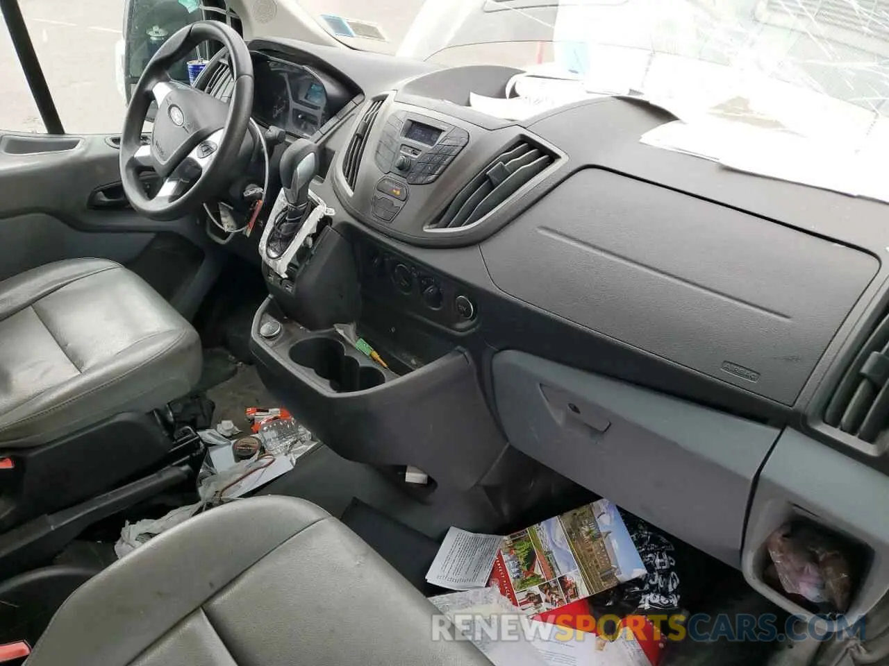 8 Photograph of a damaged car 1FTYR1ZM0KKA84431 FORD TRANSIT 2019