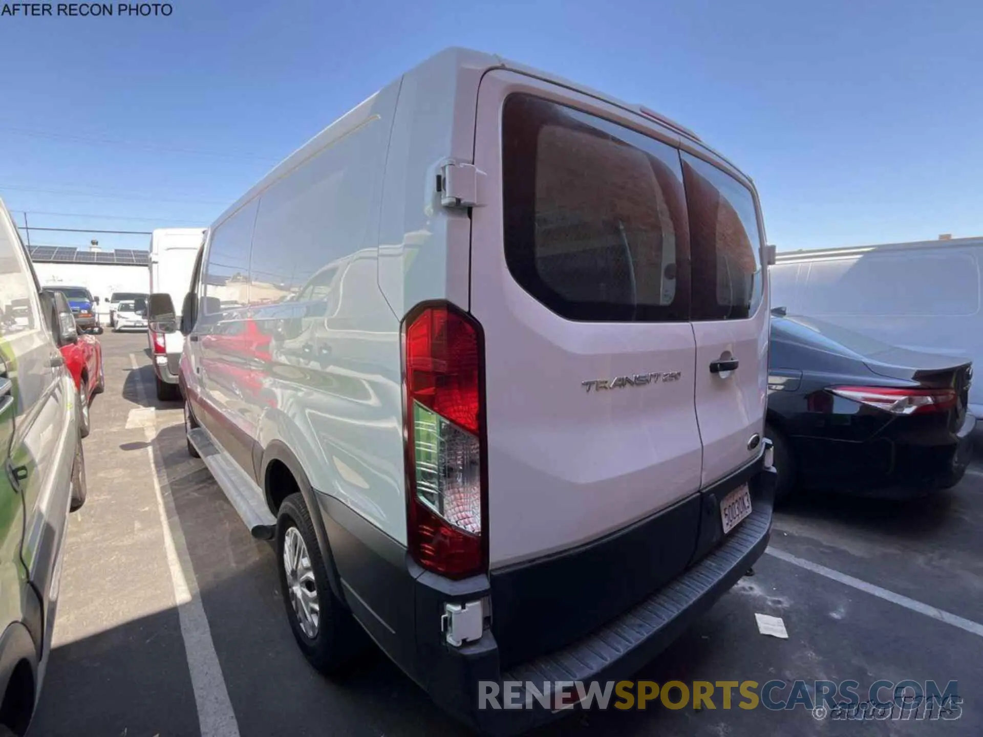 7 Photograph of a damaged car 1FTYR1ZM2KKB02119 FORD TRANSIT 2019