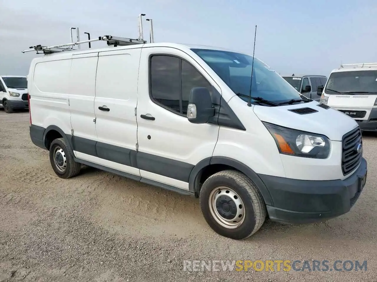 4 Photograph of a damaged car 1FTYR1ZM2KKB60201 FORD TRANSIT 2019