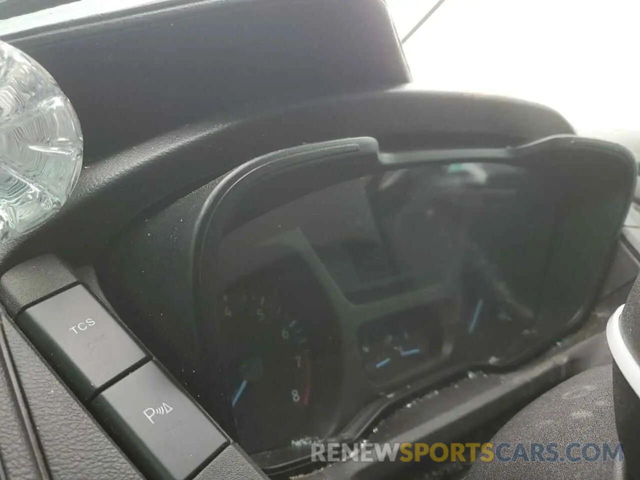 9 Photograph of a damaged car 1FTYR1ZMXKKB46742 FORD TRANSIT 2019