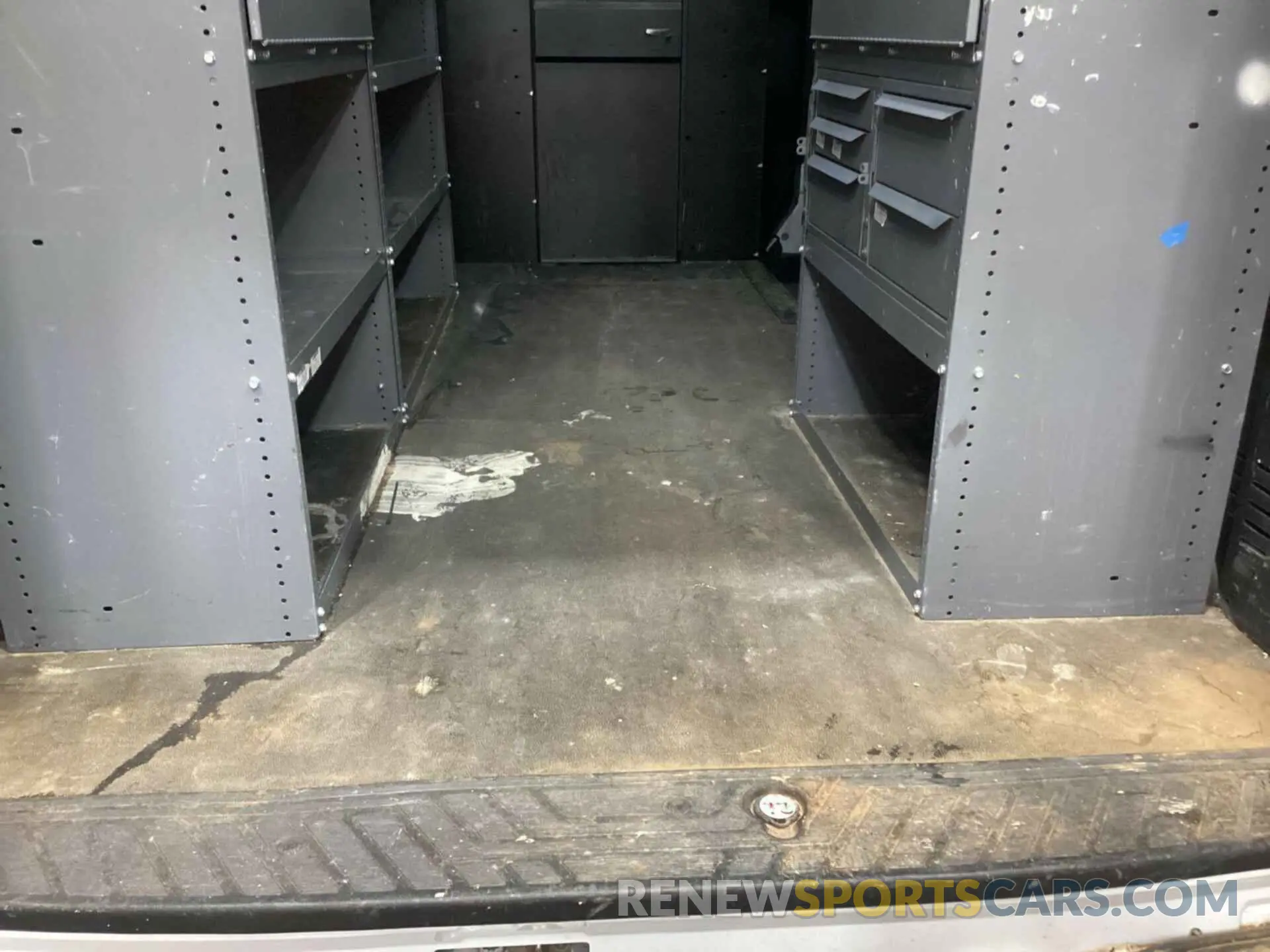 15 Photograph of a damaged car 1FTYR2CM0KKA17553 FORD TRANSIT 2019