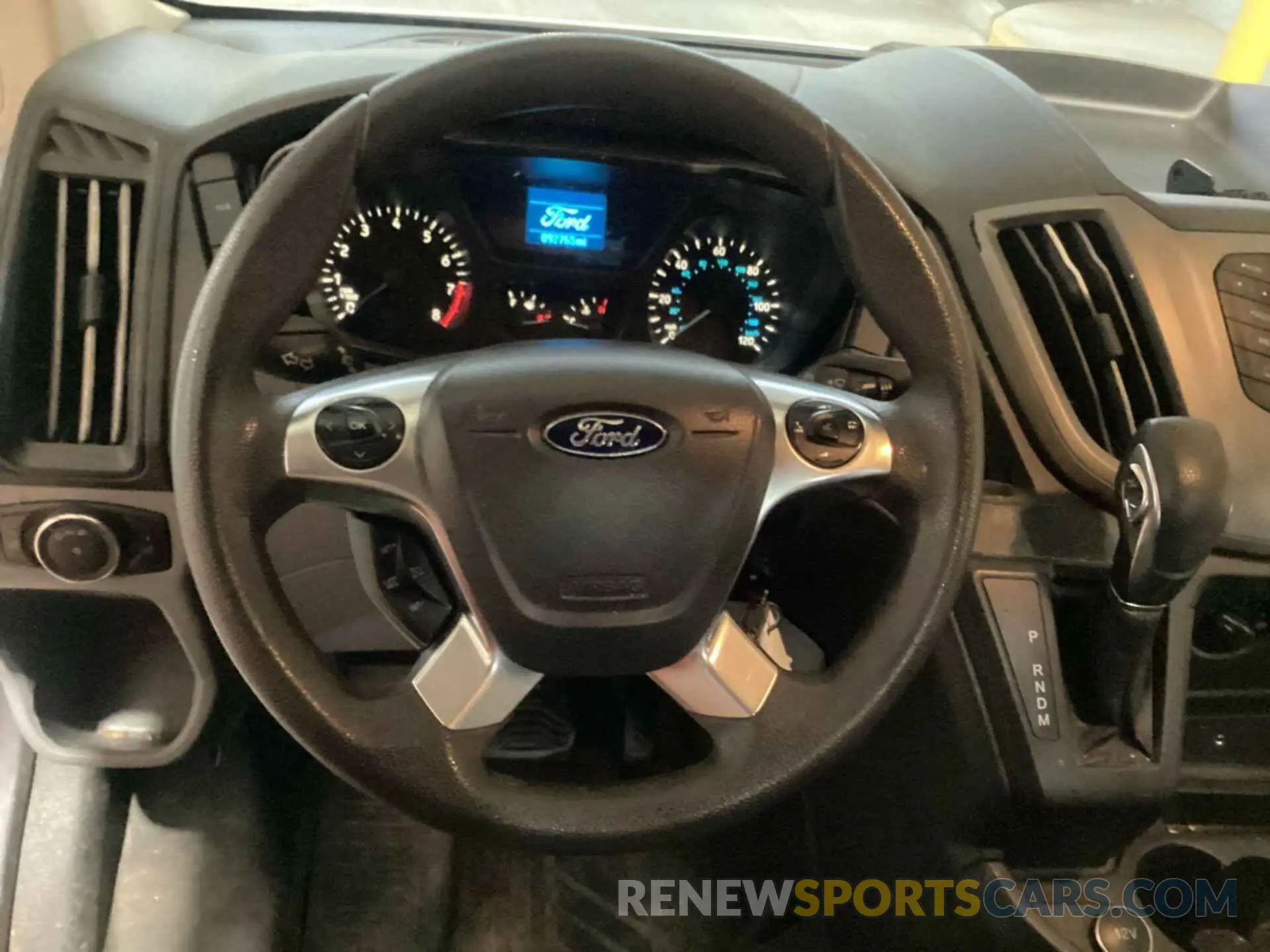36 Photograph of a damaged car 1FTYR2CM0KKA17553 FORD TRANSIT 2019