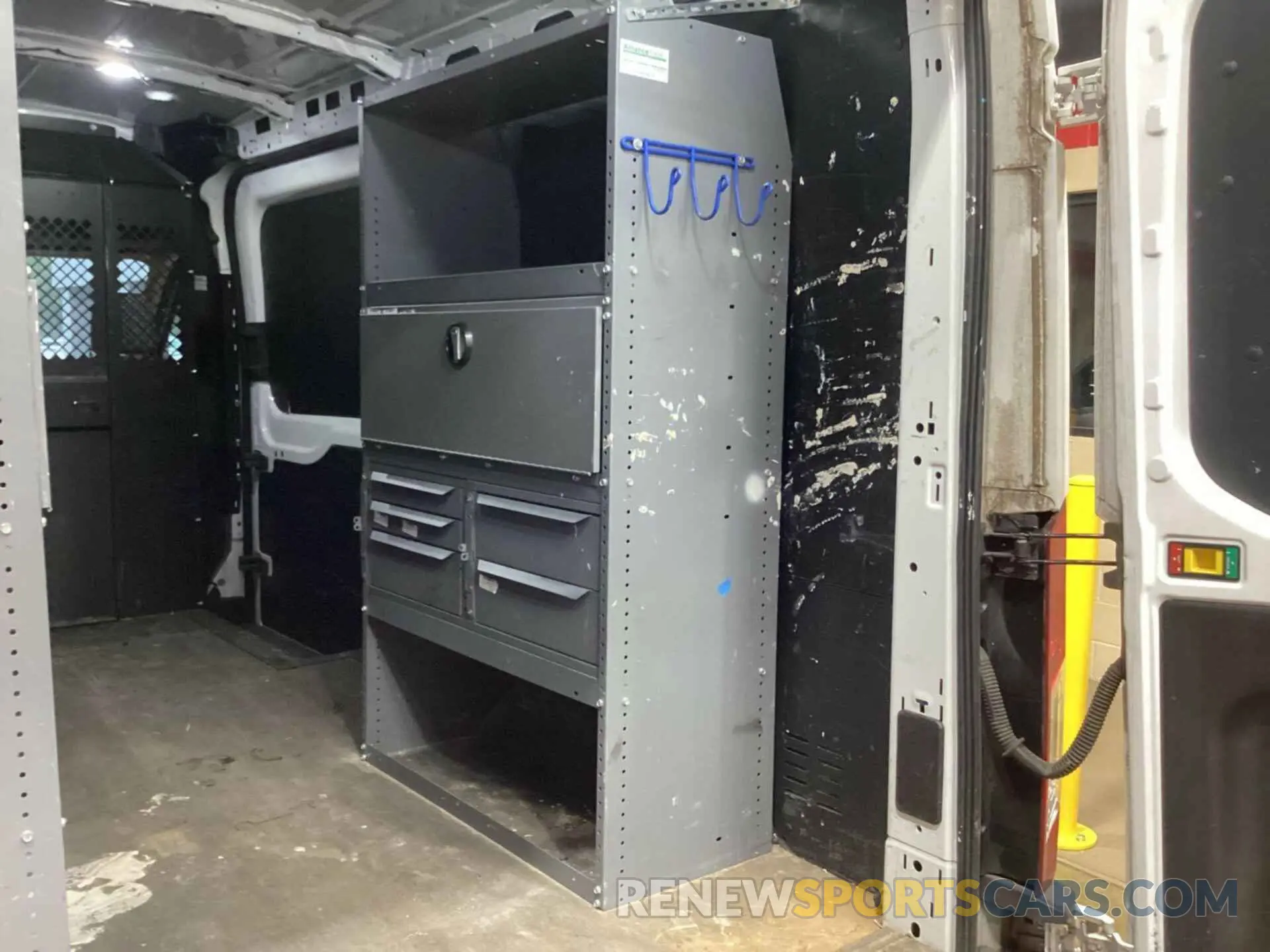 6 Photograph of a damaged car 1FTYR2CM0KKA17553 FORD TRANSIT 2019