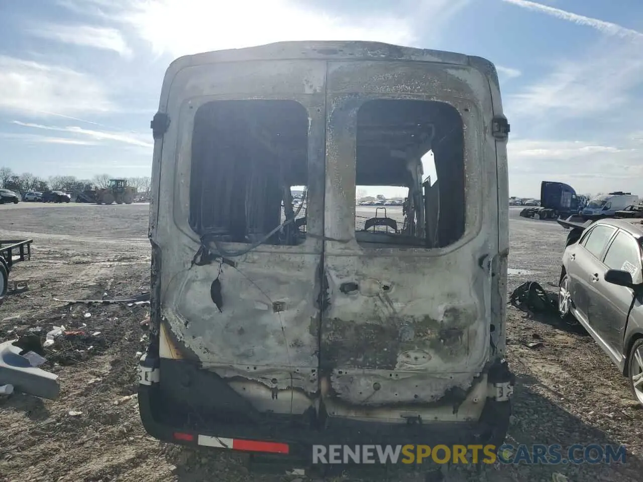 6 Photograph of a damaged car 1FTYR2CM2KKA15478 FORD TRANSIT 2019