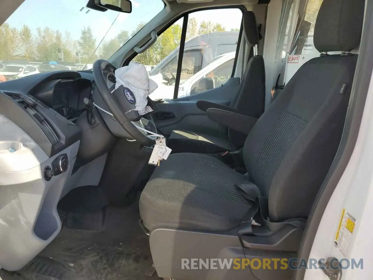 7 Photograph of a damaged car 1FTYR2CM2KKB66496 FORD TRANSIT 2019