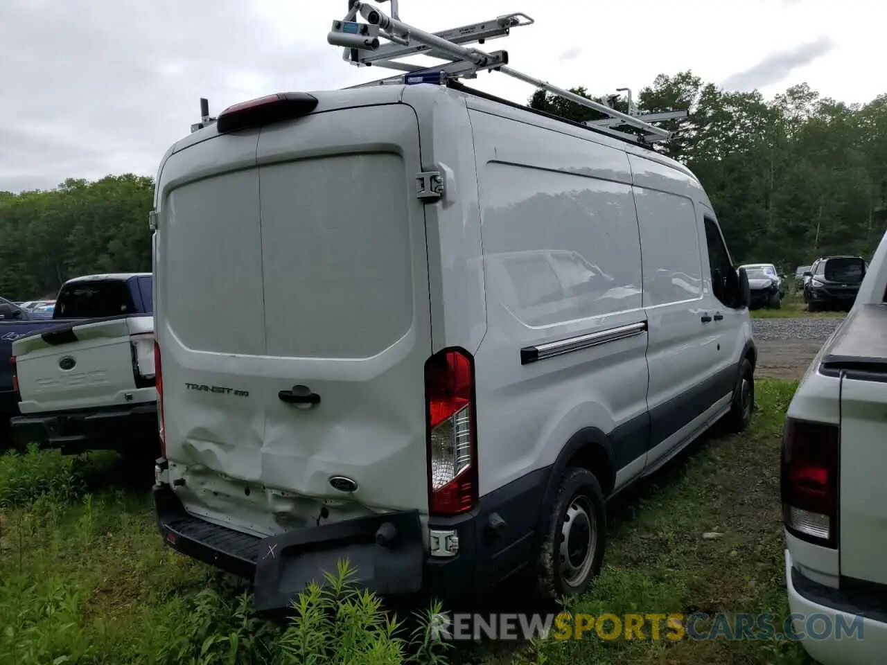 3 Photograph of a damaged car 1FTYR2CM4KKB41356 FORD TRANSIT 2019