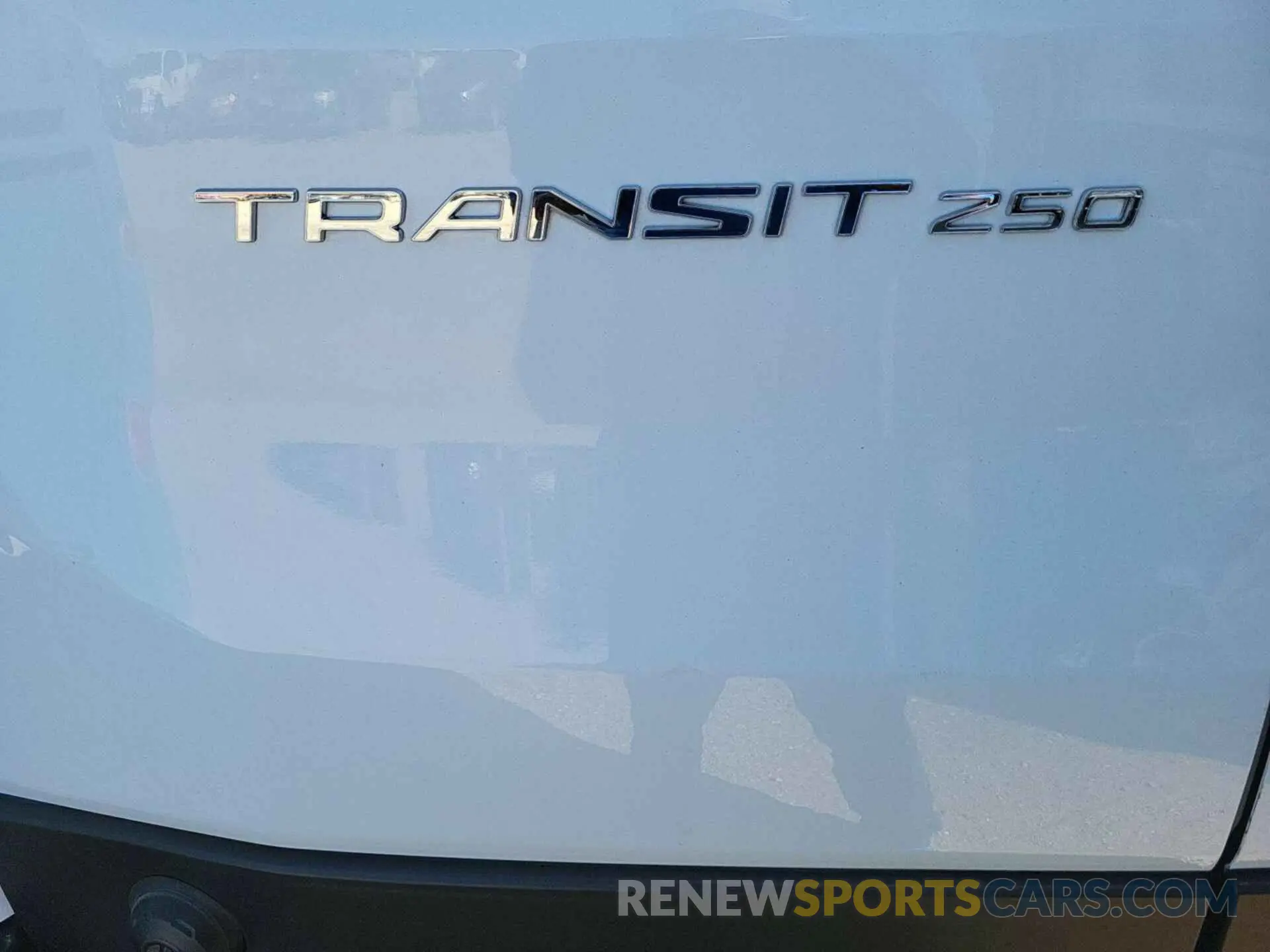 16 Photograph of a damaged car 1FTYR2CM6KKA52906 FORD TRANSIT 2019