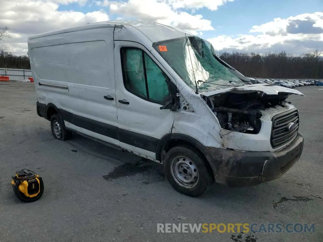 4 Photograph of a damaged car 1FTYR2CM7KKB65988 FORD TRANSIT 2019