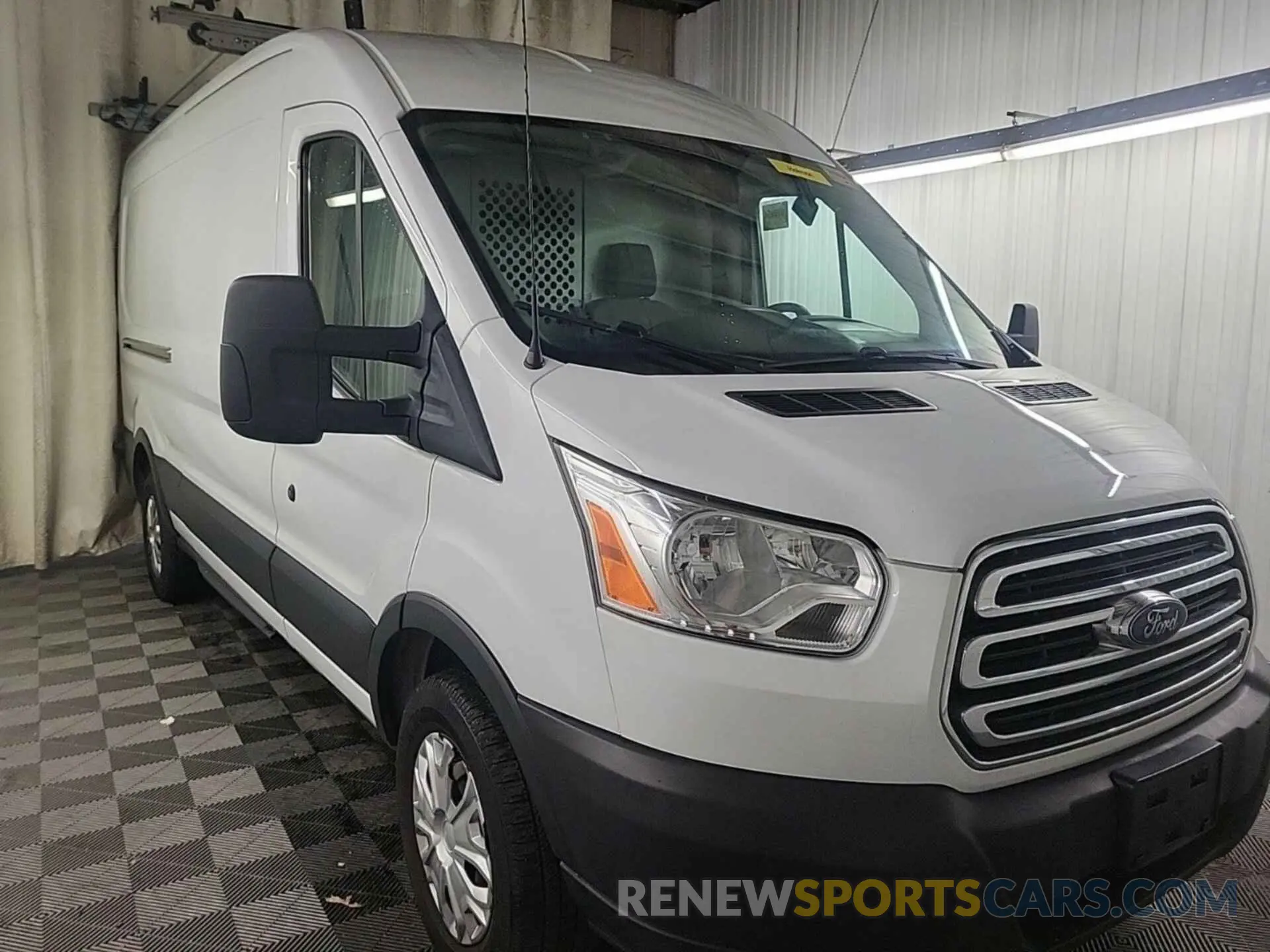 15 Photograph of a damaged car 1FTYR2CM8KKA31636 FORD TRANSIT 2019