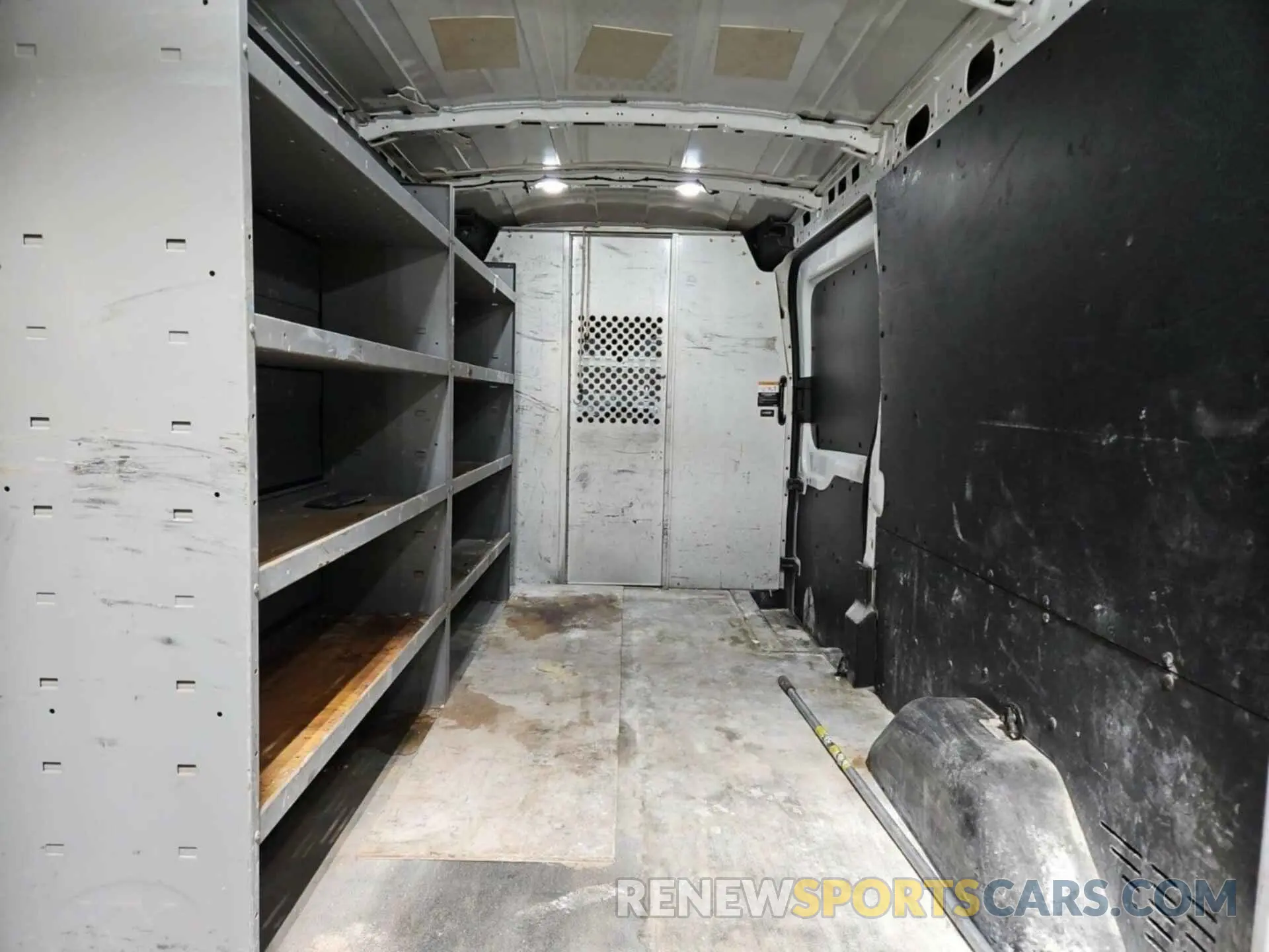 40 Photograph of a damaged car 1FTYR2CM8KKA31636 FORD TRANSIT 2019