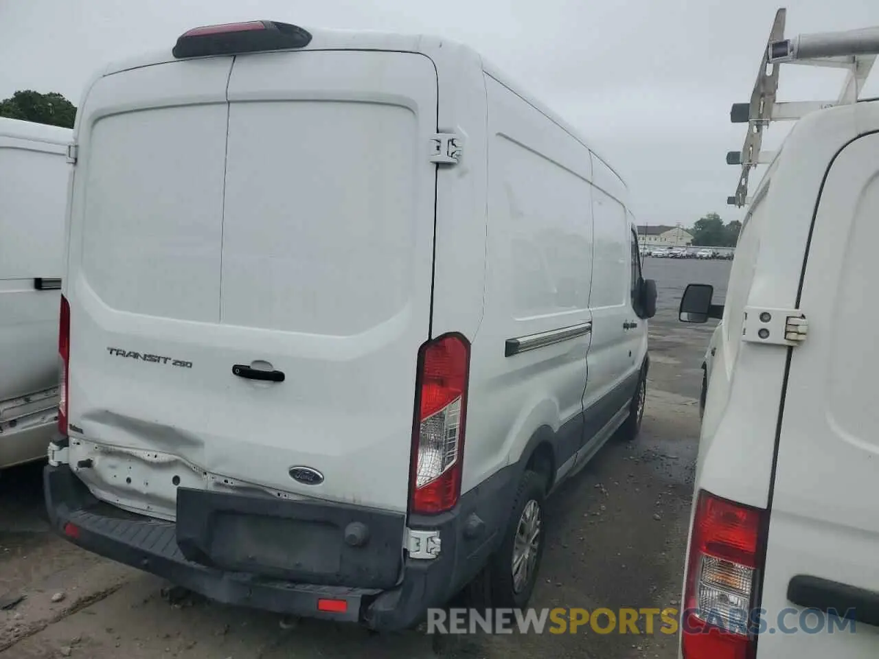 3 Photograph of a damaged car 1FTYR2CMXKKB08555 FORD TRANSIT 2019
