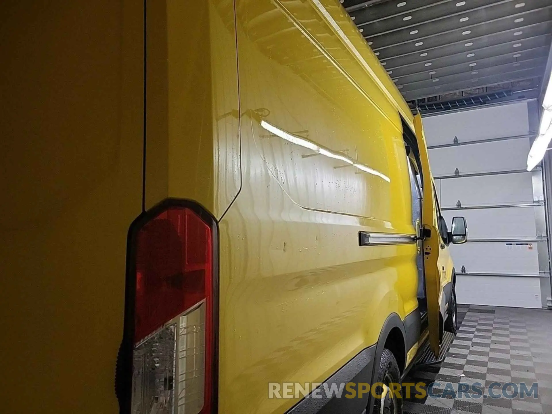 26 Photograph of a damaged car 1FTYR3XM0KKA24860 FORD TRANSIT 2019