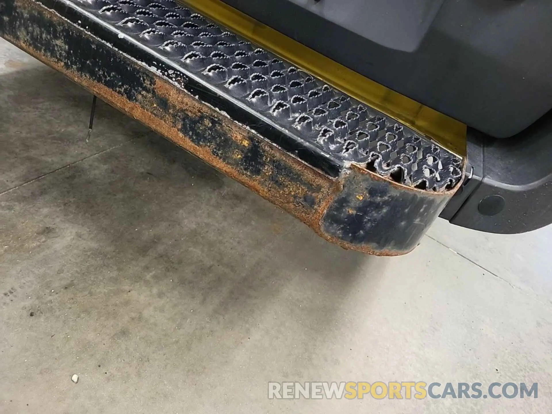 16 Photograph of a damaged car 1FTYR3XM0KKA38662 FORD TRANSIT 2019