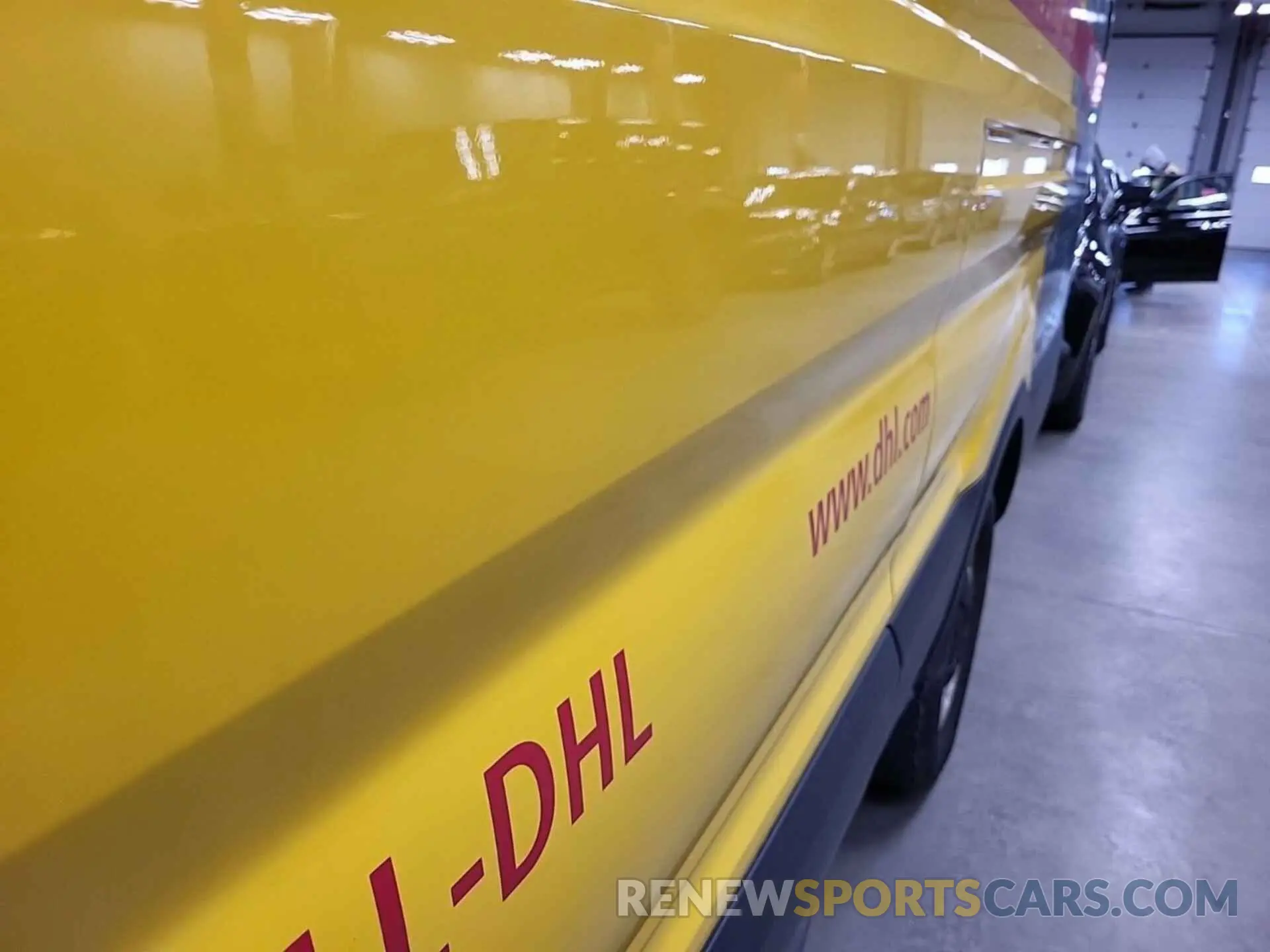 25 Photograph of a damaged car 1FTYR3XM0KKA38662 FORD TRANSIT 2019