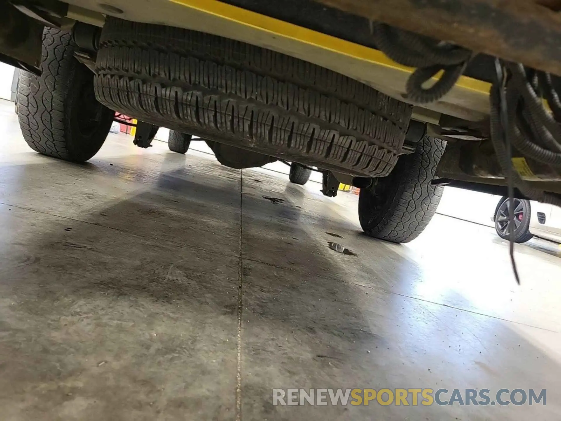 46 Photograph of a damaged car 1FTYR3XM0KKA38662 FORD TRANSIT 2019