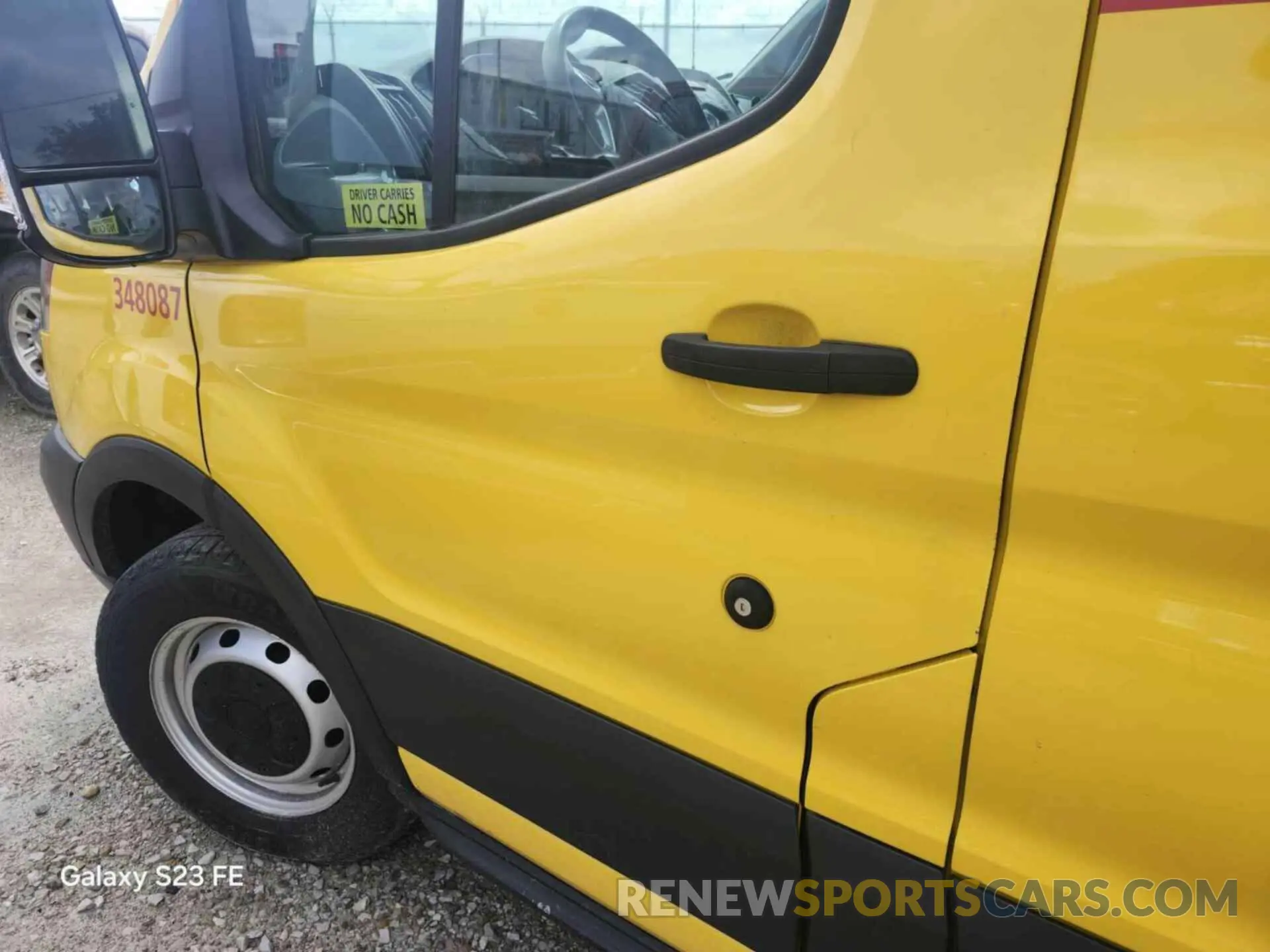 4 Photograph of a damaged car 1FTYR3XM0KKA38693 FORD TRANSIT 2019