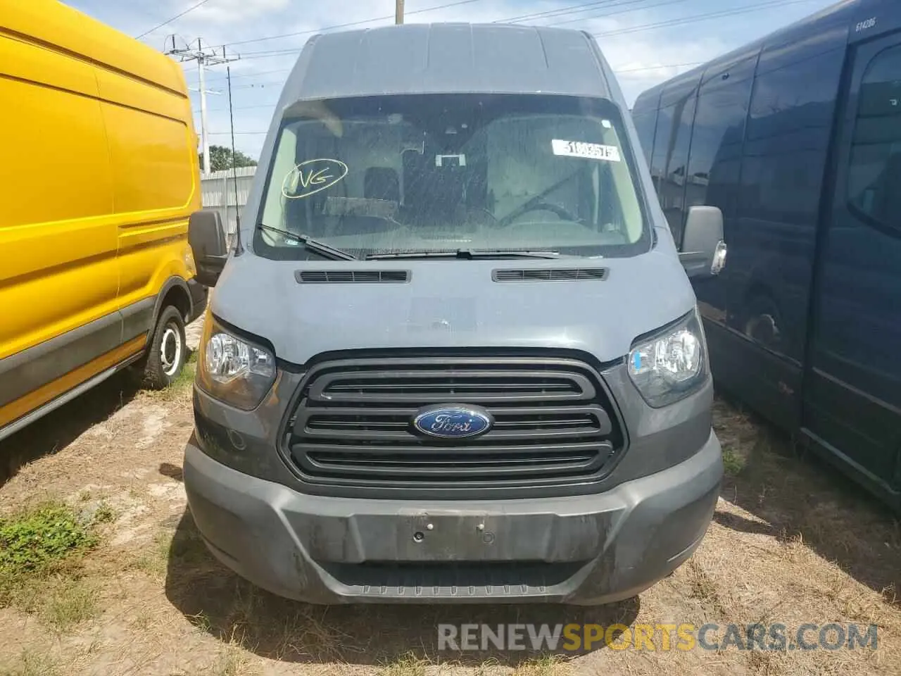 5 Photograph of a damaged car 1FTYR3XM2KKB17542 FORD TRANSIT 2019