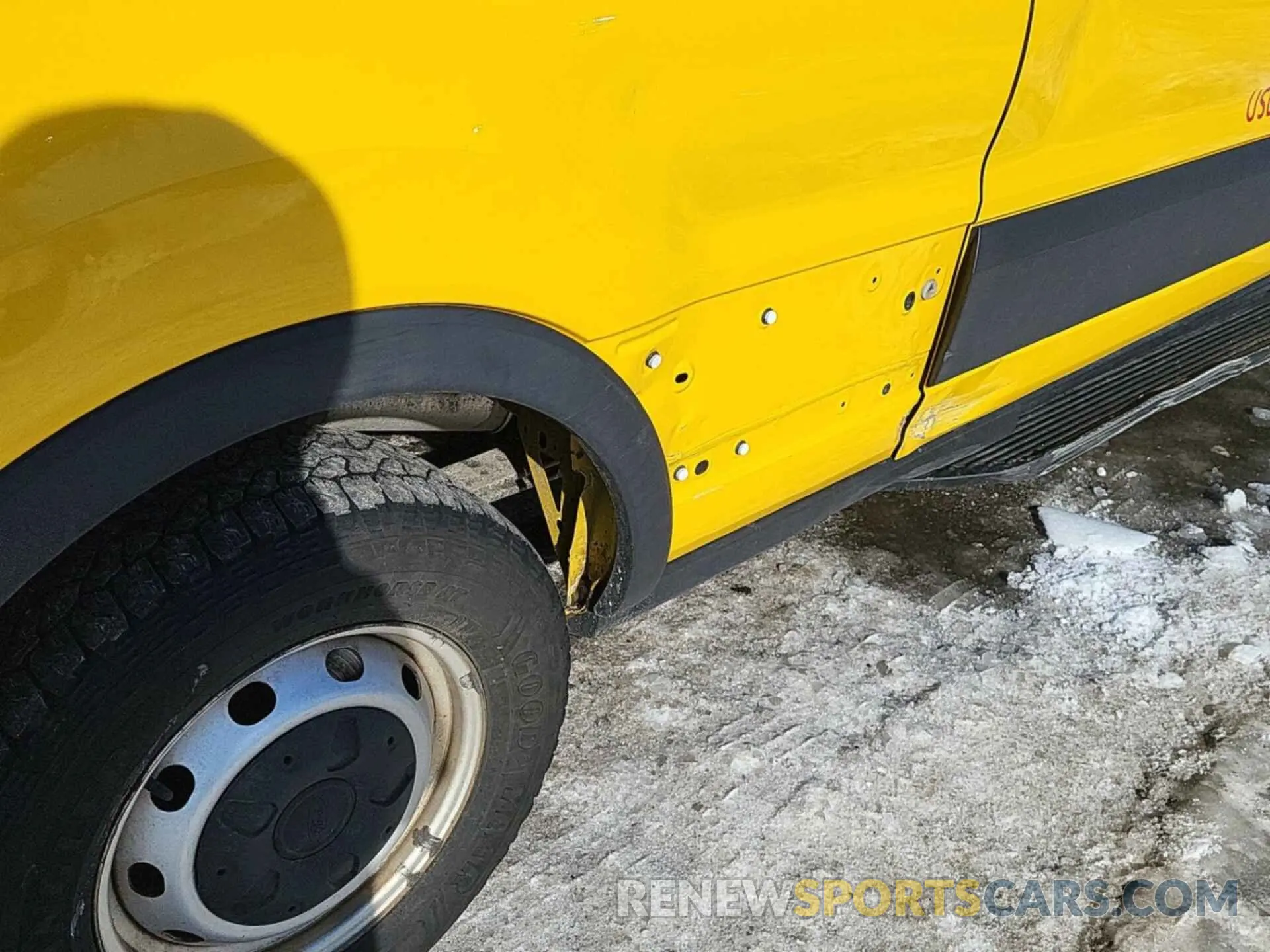 14 Photograph of a damaged car 1FTYR3XM3KKA24822 FORD TRANSIT 2019