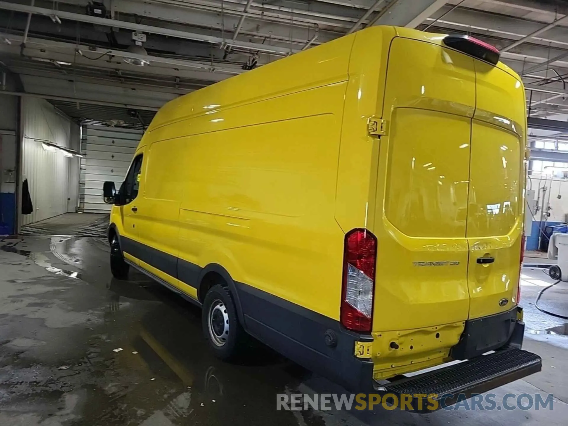 2 Photograph of a damaged car 1FTYR3XM3KKA24822 FORD TRANSIT 2019
