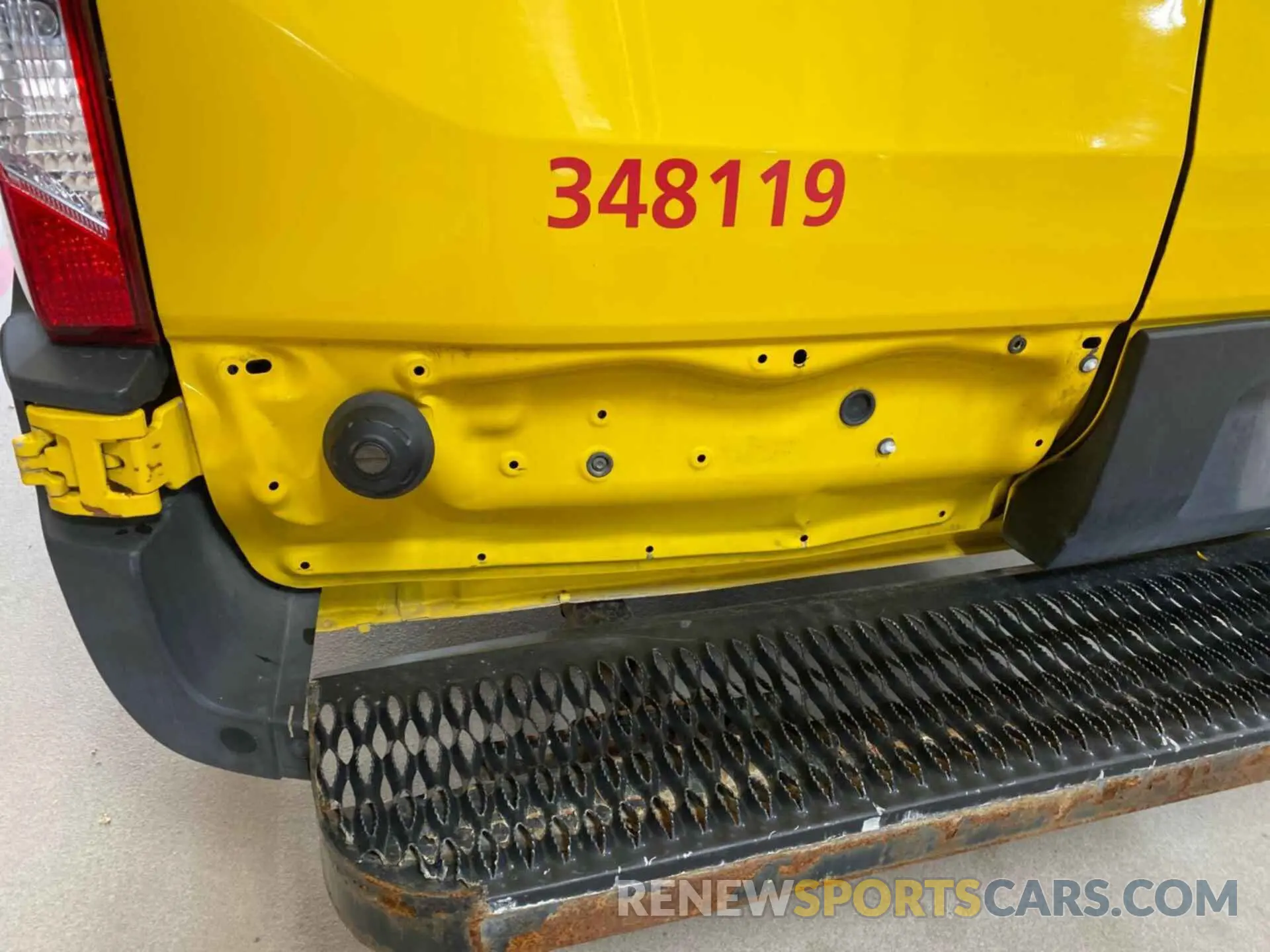 14 Photograph of a damaged car 1FTYR3XM5KKA24840 FORD TRANSIT 2019