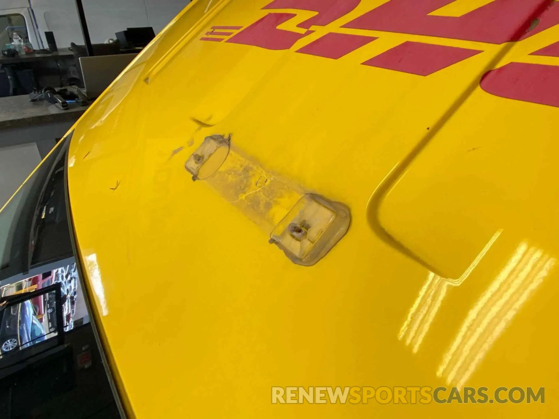 17 Photograph of a damaged car 1FTYR3XM5KKA24840 FORD TRANSIT 2019