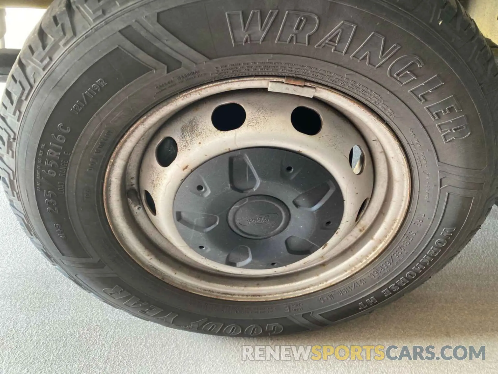 26 Photograph of a damaged car 1FTYR3XM5KKA24840 FORD TRANSIT 2019