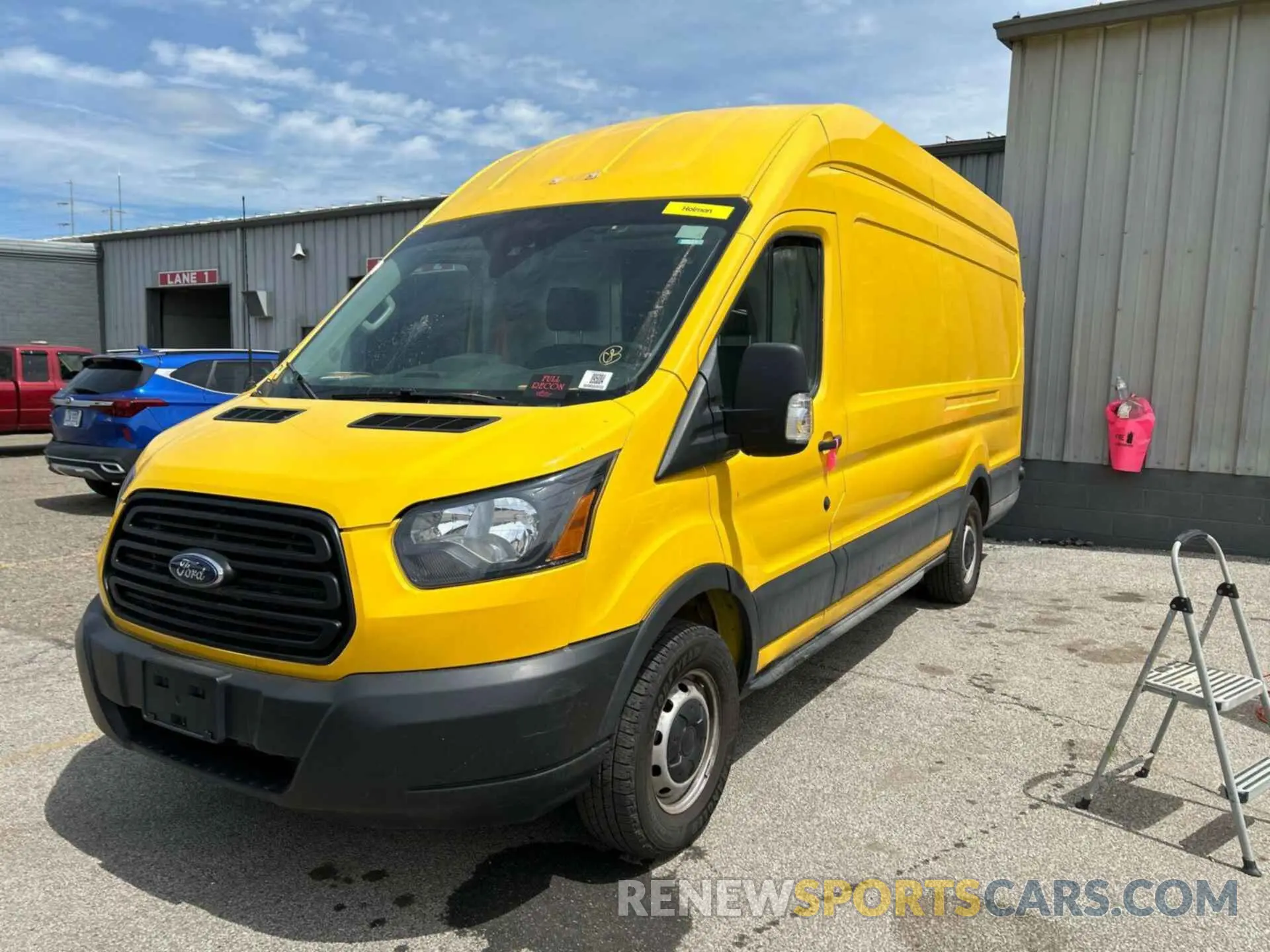 29 Photograph of a damaged car 1FTYR3XM5KKA24840 FORD TRANSIT 2019