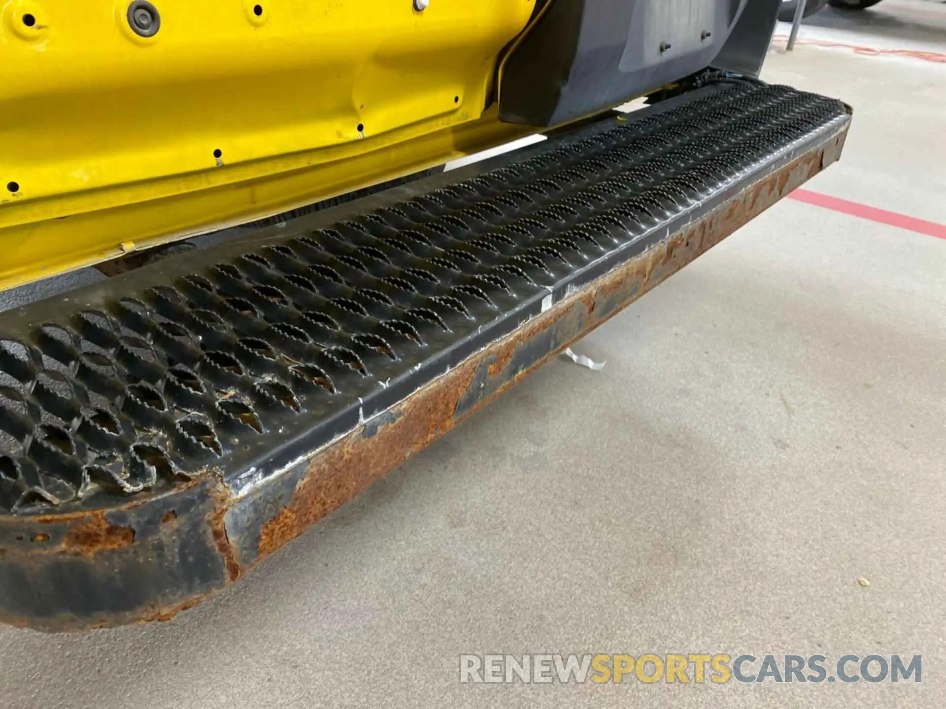 3 Photograph of a damaged car 1FTYR3XM5KKA24840 FORD TRANSIT 2019