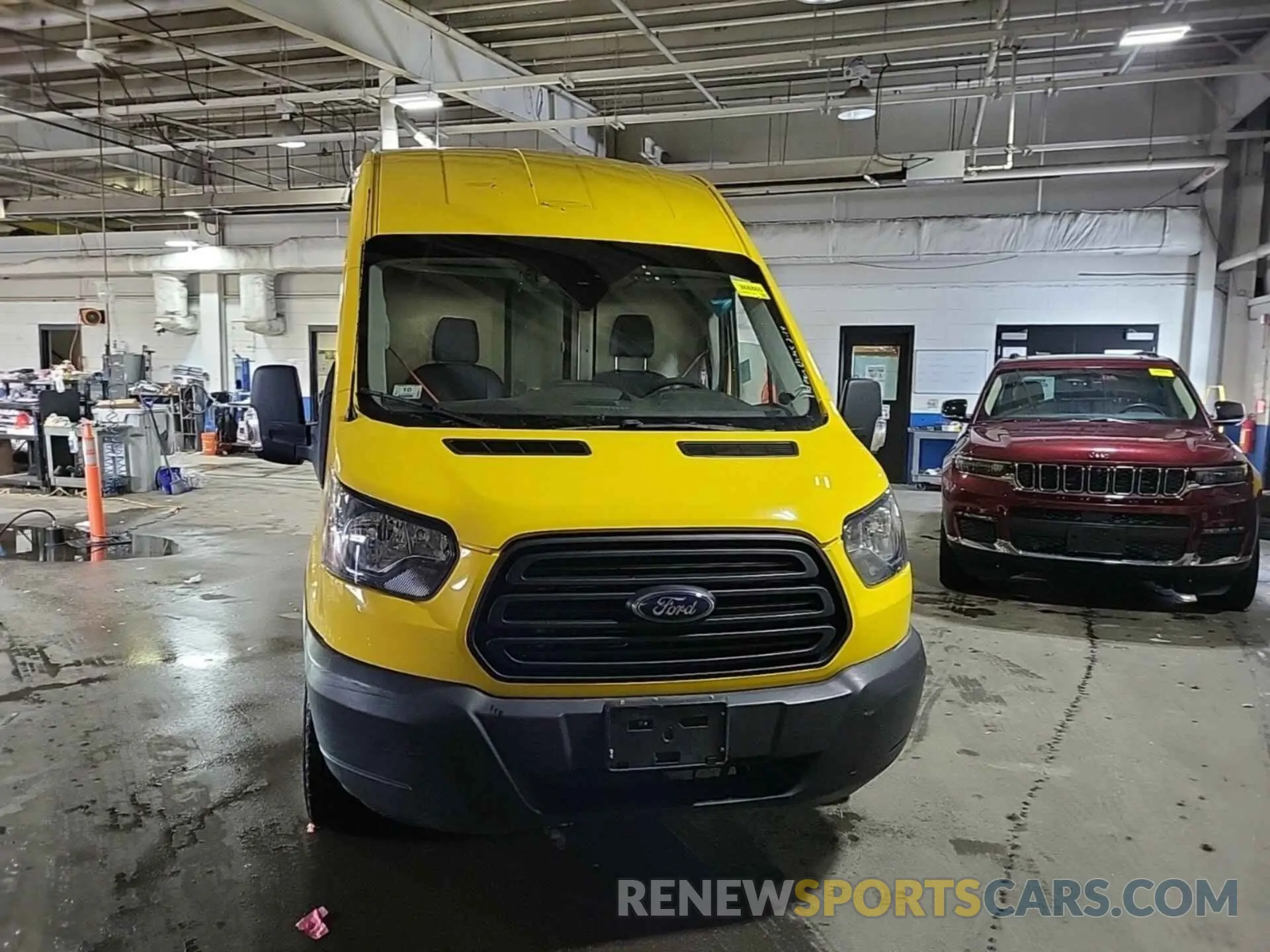 15 Photograph of a damaged car 1FTYR3XM6KKA24815 FORD TRANSIT 2019