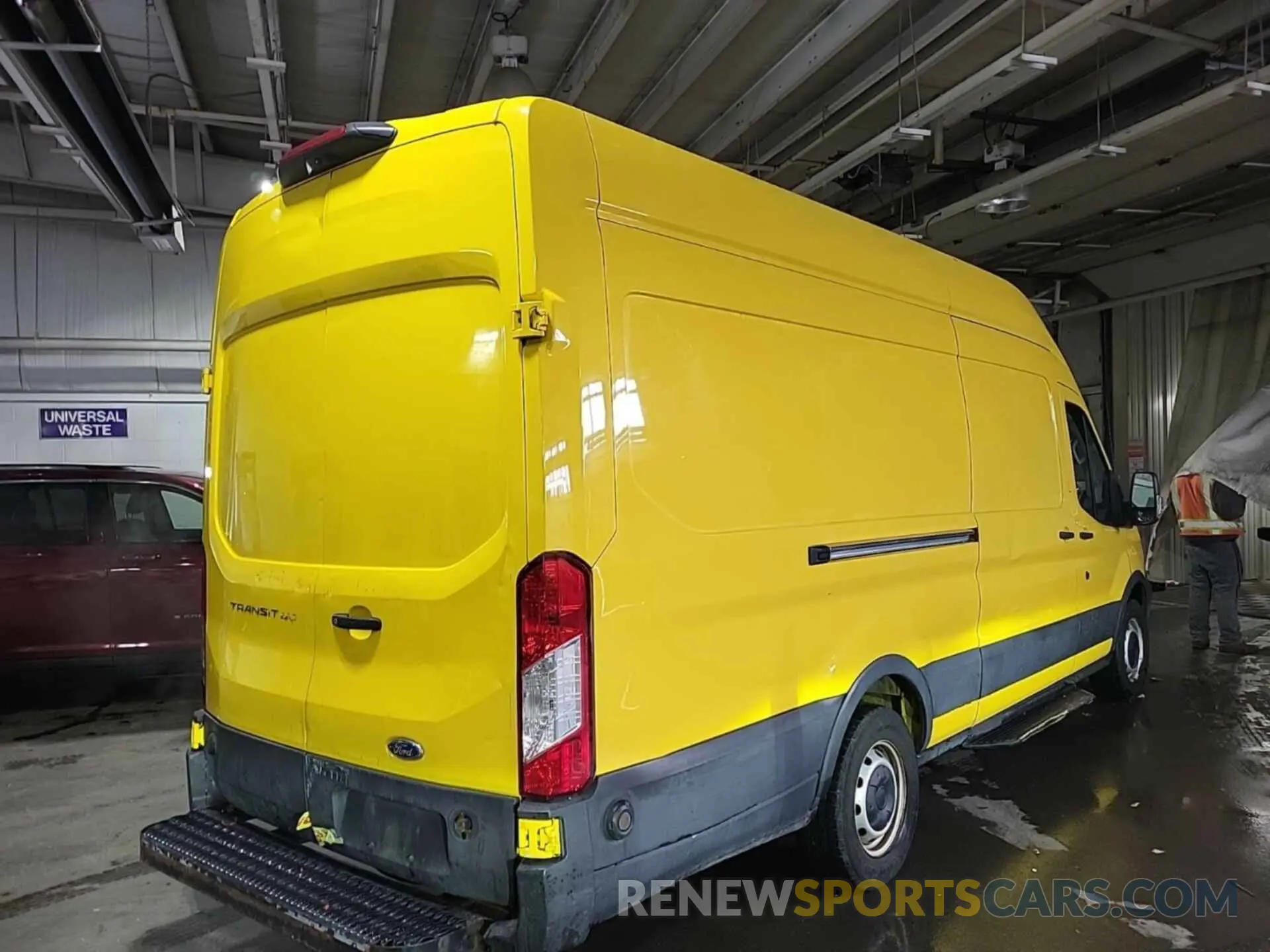 4 Photograph of a damaged car 1FTYR3XM6KKA24815 FORD TRANSIT 2019