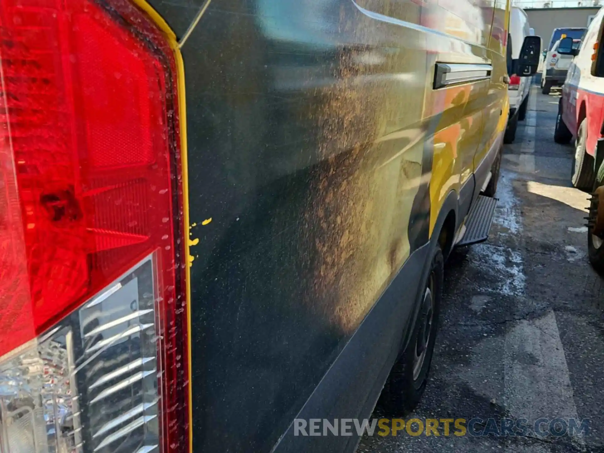 17 Photograph of a damaged car 1FTYR3XM7KKA24886 FORD TRANSIT 2019