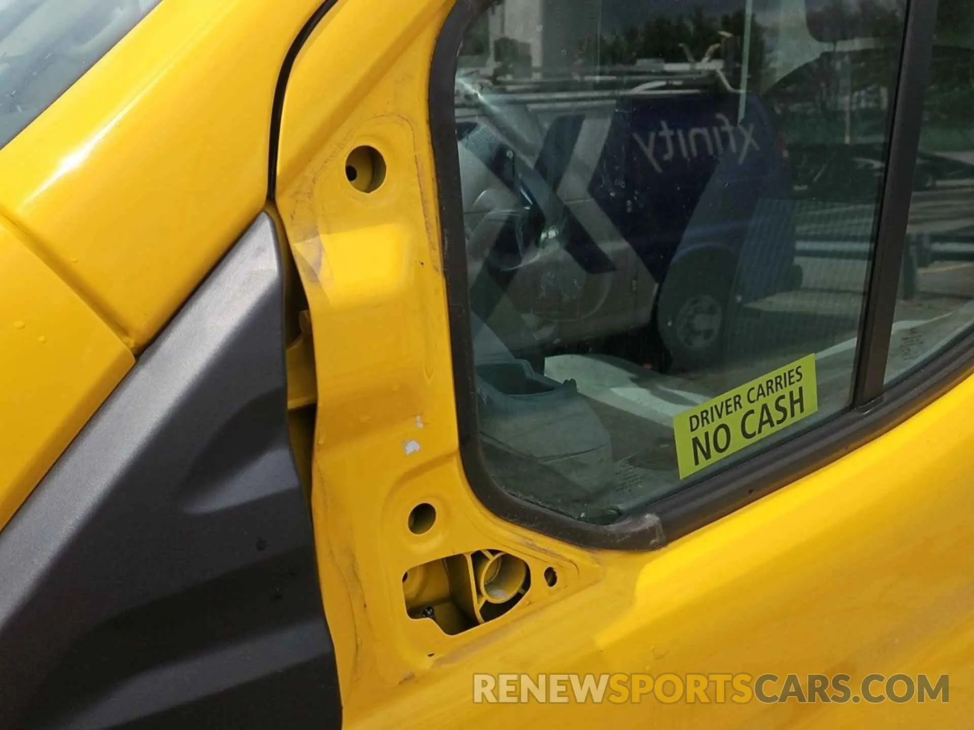 2 Photograph of a damaged car 1FTYR3XMXKKA78327 FORD TRANSIT 2019