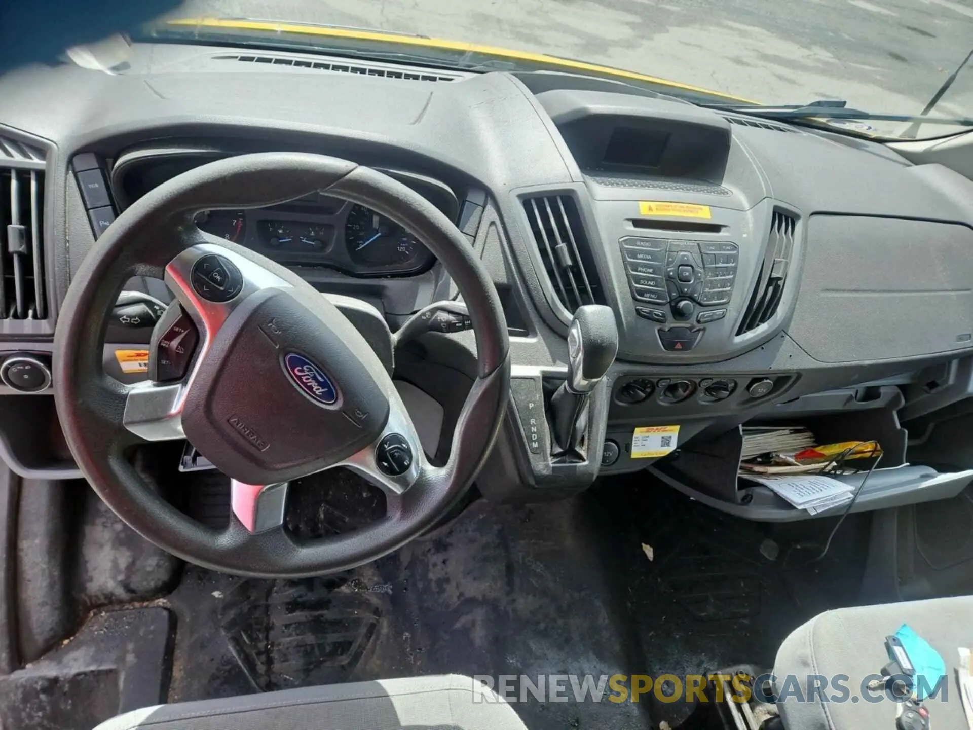 6 Photograph of a damaged car 1FTYR3XMXKKA78327 FORD TRANSIT 2019