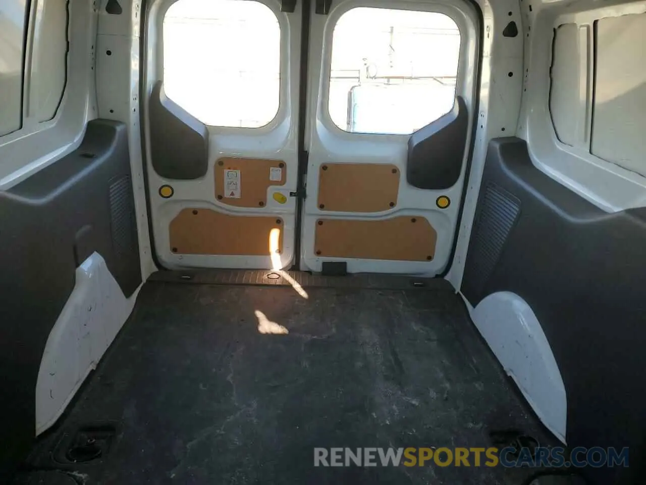 10 Photograph of a damaged car NM0LS7E28K1384291 FORD TRANSIT 2019