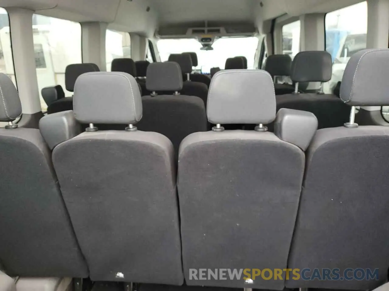 10 Photograph of a damaged car 1FBAX2C86LKA40321 FORD TRANSIT 2020