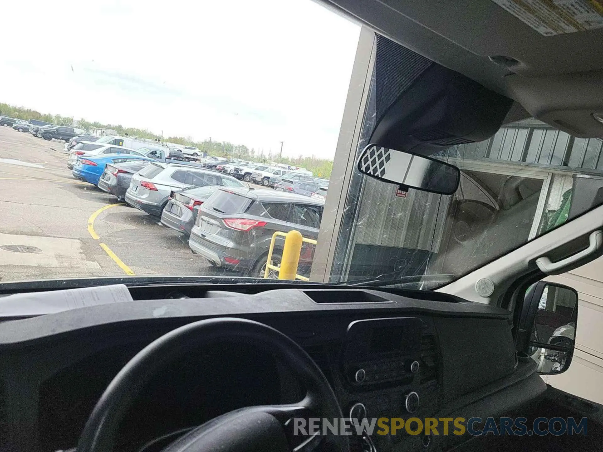 21 Photograph of a damaged car 1FTBR1C85LKA01918 FORD TRANSIT 2020
