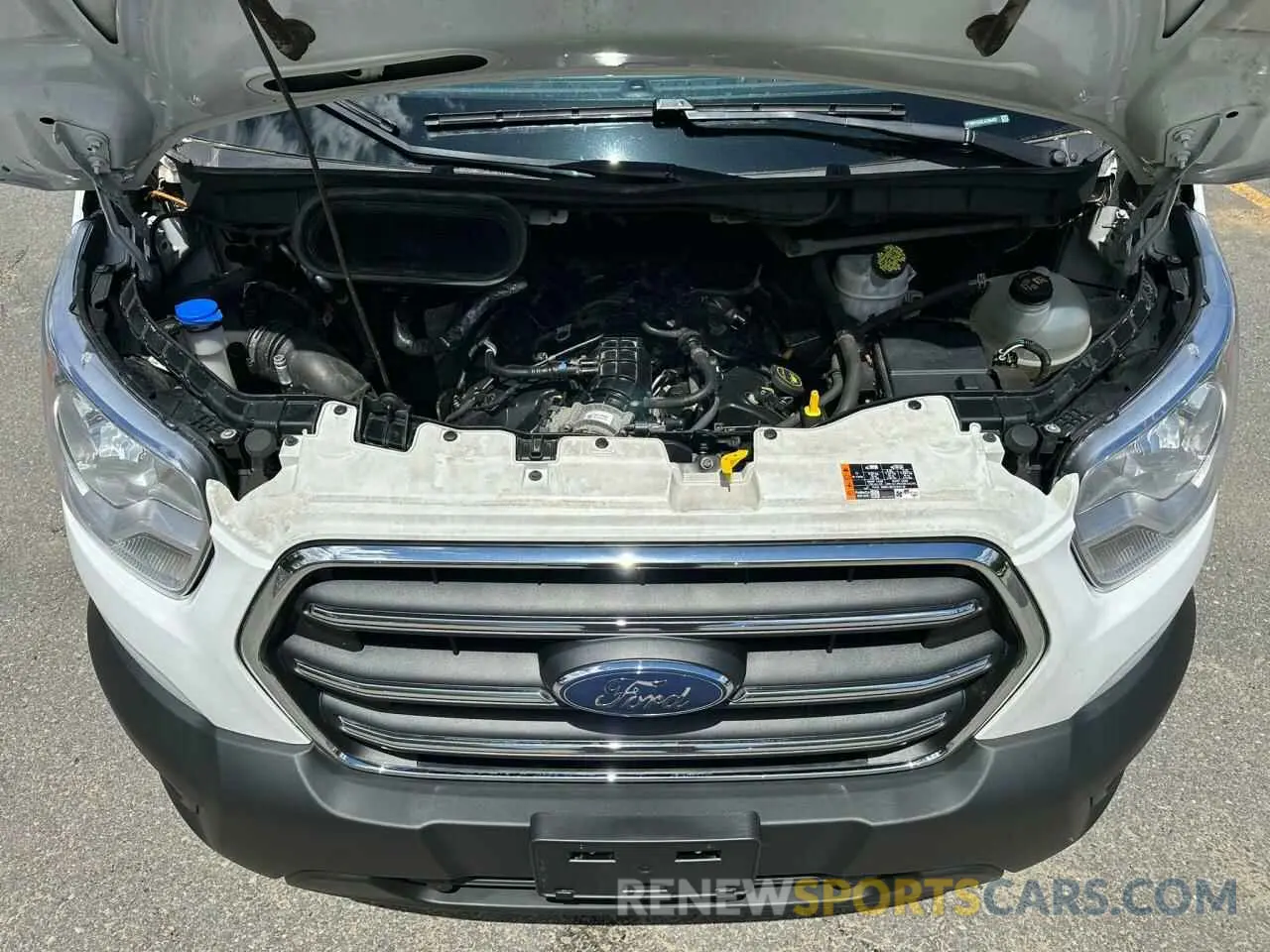 5 Photograph of a damaged car 1FTBR1CG3LKB36452 FORD TRANSIT 2020