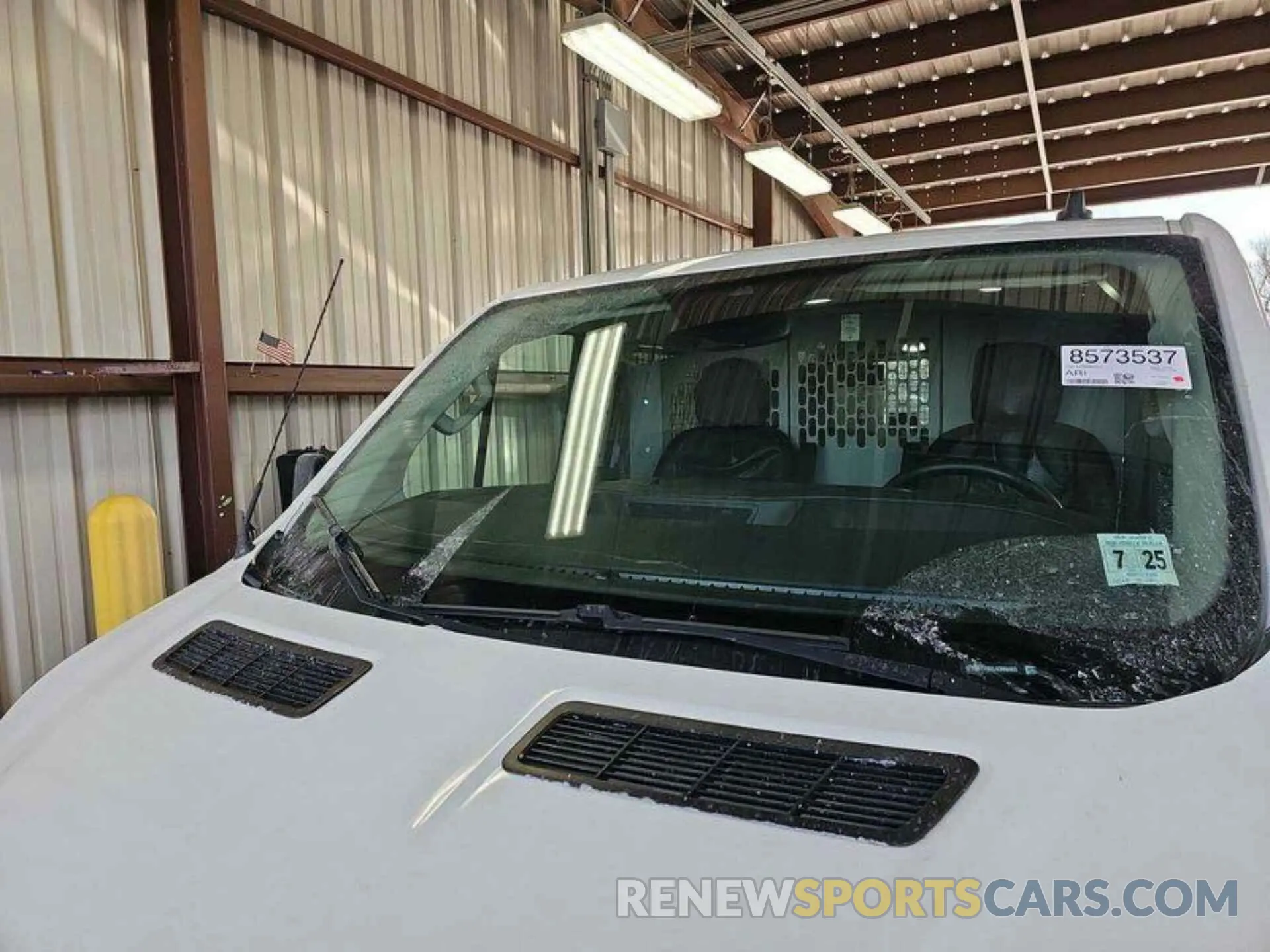 5 Photograph of a damaged car 1FTBR1Y82LKB08403 FORD TRANSIT 2020