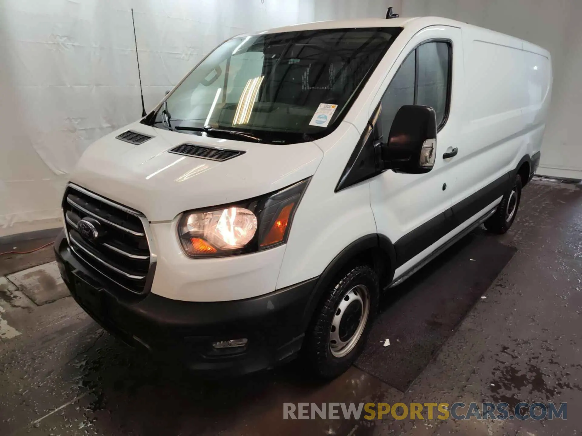 1 Photograph of a damaged car 1FTBR1Y83LKB79478 FORD TRANSIT 2020
