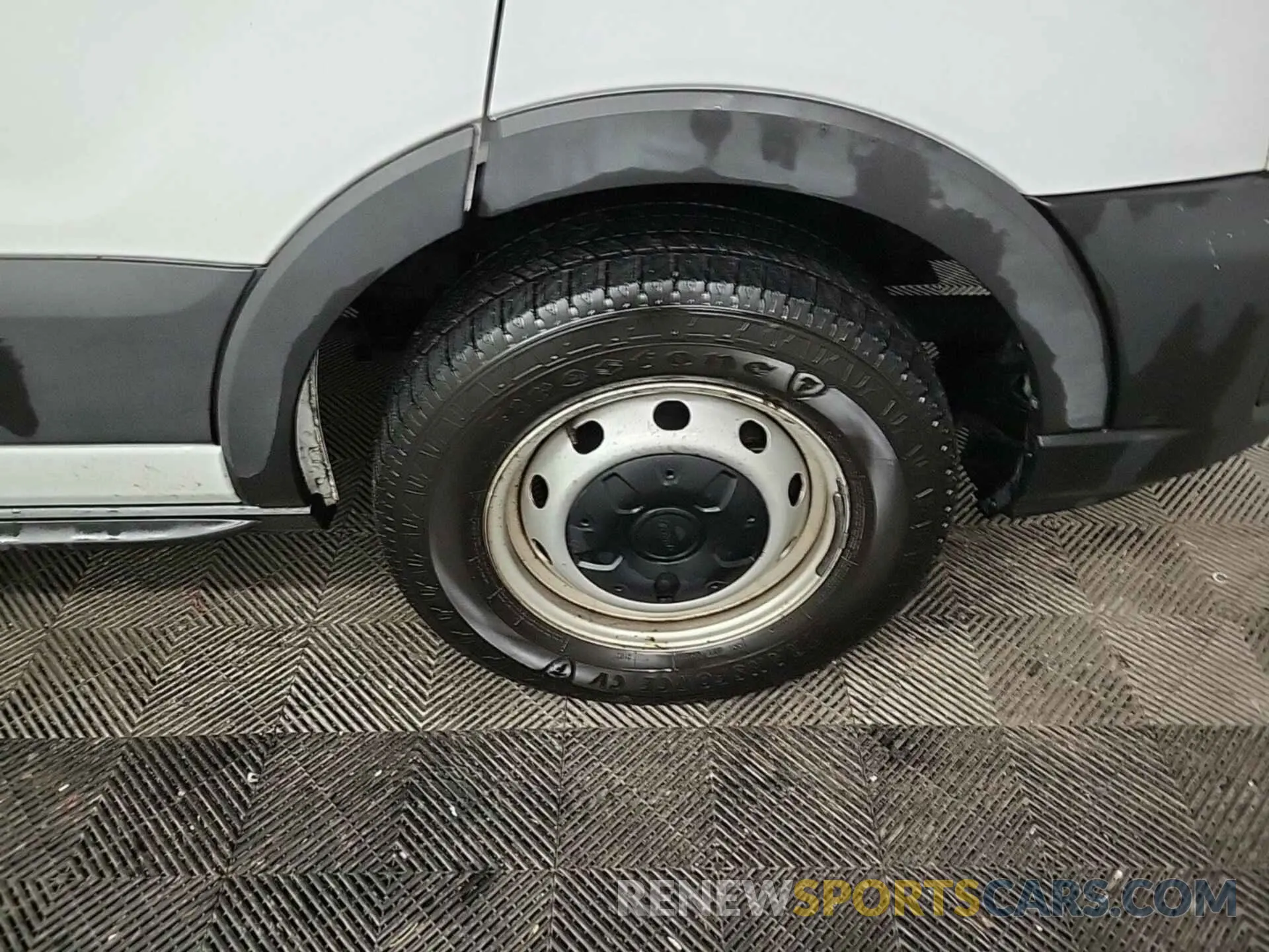 2 Photograph of a damaged car 1FTBR1Y86LKB76574 FORD TRANSIT 2020
