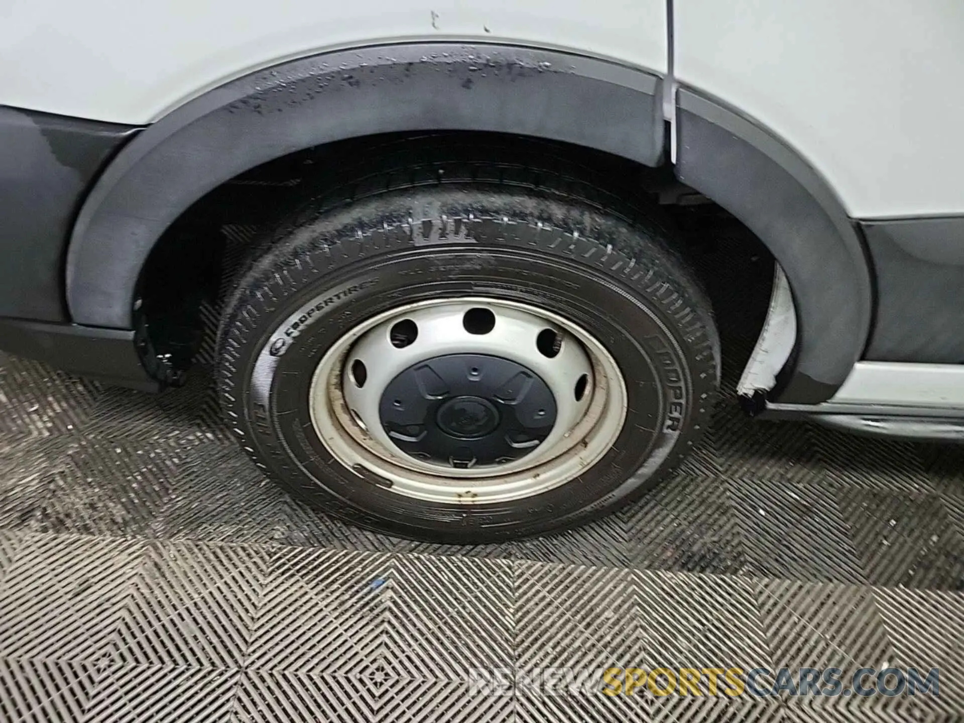 22 Photograph of a damaged car 1FTBR1Y86LKB76574 FORD TRANSIT 2020