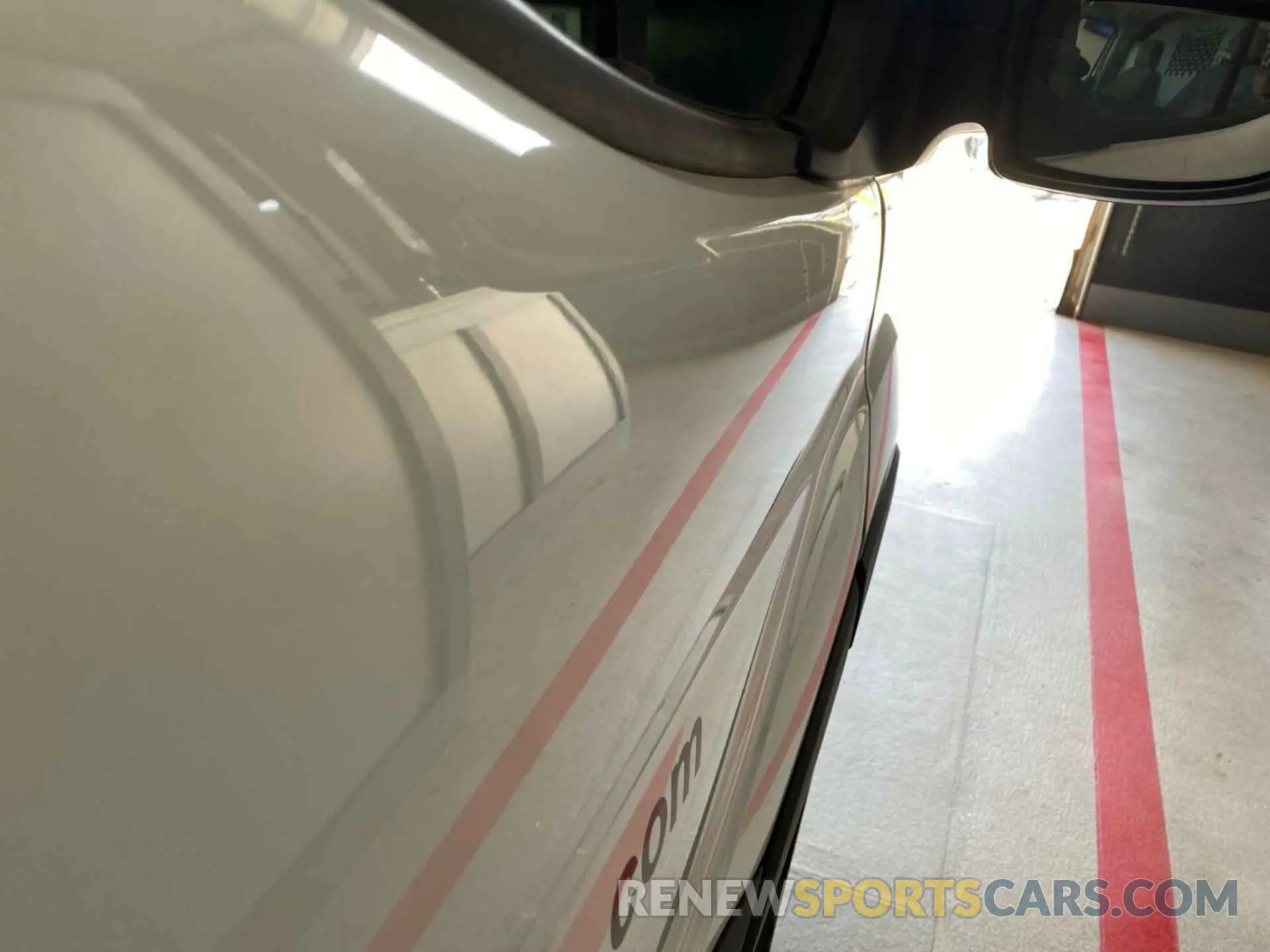 4 Photograph of a damaged car 1FTBR1Y88LKB08471 FORD TRANSIT 2020